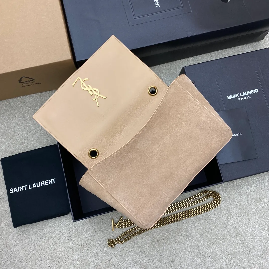 Light apricot double-sided velvet/gold (small size) 🌈New size small 22CM arrived! 𝐊𝐚𝐭𝐞_Reversible suede & plain leather, buying one bag is equivalent to owning two bags, a great deal_Eternal classic kate, no need to worry about it becoming outdated, a style that can be used all year round, use plain leather in spring and summer, and use suede in autumn and winter! The chain can be removed! 20230780 Model: 712250 [original leather] Size: 22x14.5x6cm