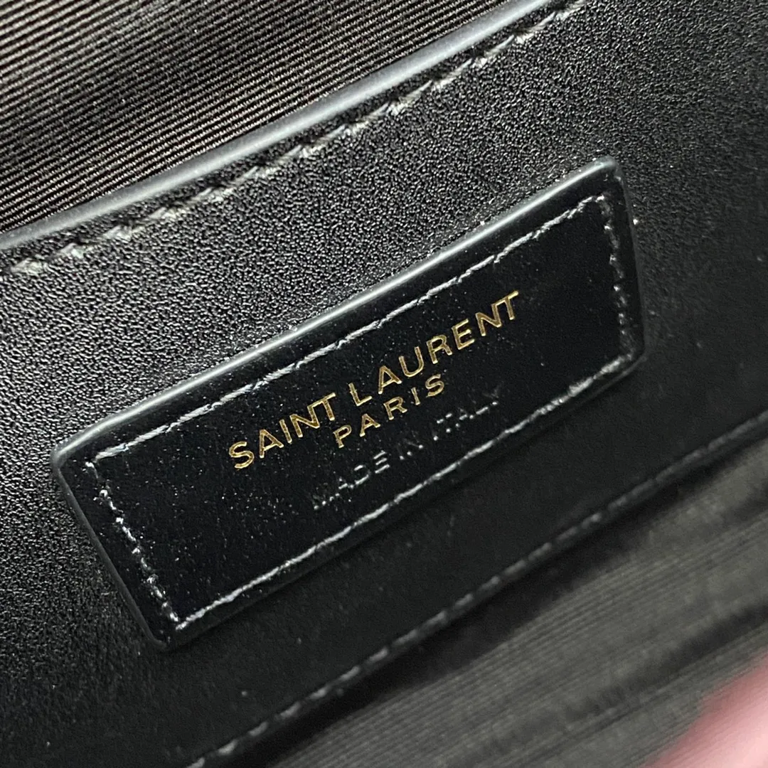 Burgundy ball pattern/gold buckle 🌈YSL new style 𝑬𝒏𝒗𝒆𝒍𝒐𝒑𝒆#Small size 21CM Original grain embossed quilted leather envelope bag is classic and timeless, the sky-high V pattern and rhombus caviar pattern, Italian ZP original cowhide with eye-catching Y family logo, elegant and fashionable all in one! Get it and it’s ZP! 20220680 Model: 600915 [original leather] Size: 21x13x6cm