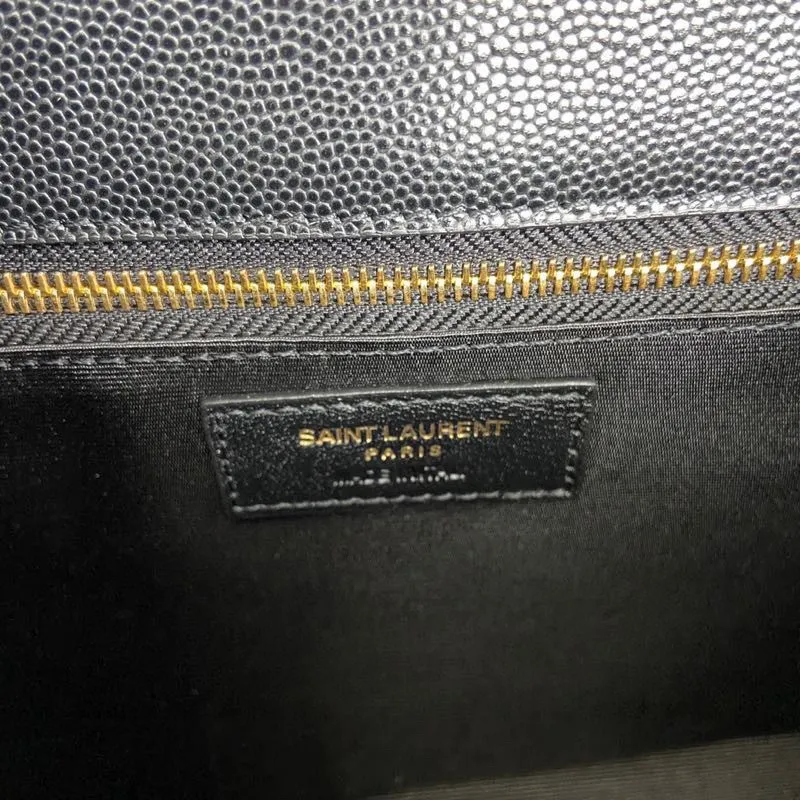 Black ball pattern/gold 🌈𝑬𝒏𝒗𝒆𝒍𝒐𝒑𝒆 medium grain embossed quilted genuine leather envelope bag, classic is eternal, the sky-high V pattern and rhombus caviar pattern, Italian original cowhide with eye-catching Y family logo, stylish and fashionable all in one! One chain and three backs, single chain cross-body, double chain single back, single chain single back are all perfect🤗Little fairies of different heights, there is always a way to carry it that suits you❤️20230750 Model: 392739 [original leather] Size: 24x17.5x6cm