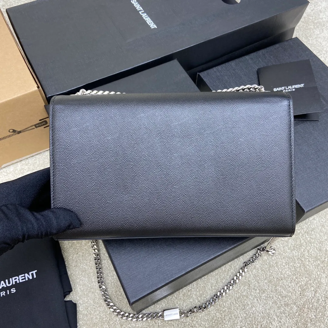 💰1260 Black ball pattern/silver buckle [original leather] 🌈Y’s most classic style Kate chain crossbody bag! A versatile style that is a must-have in every girl’s wardrobe! High-quality original South African cowhide, wear-resistant and scratch-resistant, no need to take special care of it💫Believe me, kate is definitely an eternal classic. No one would dare to call themselves fashionable without a Y family tassel bag👍20210630 Model: 354021 Size: 24*14.5*5.5cm