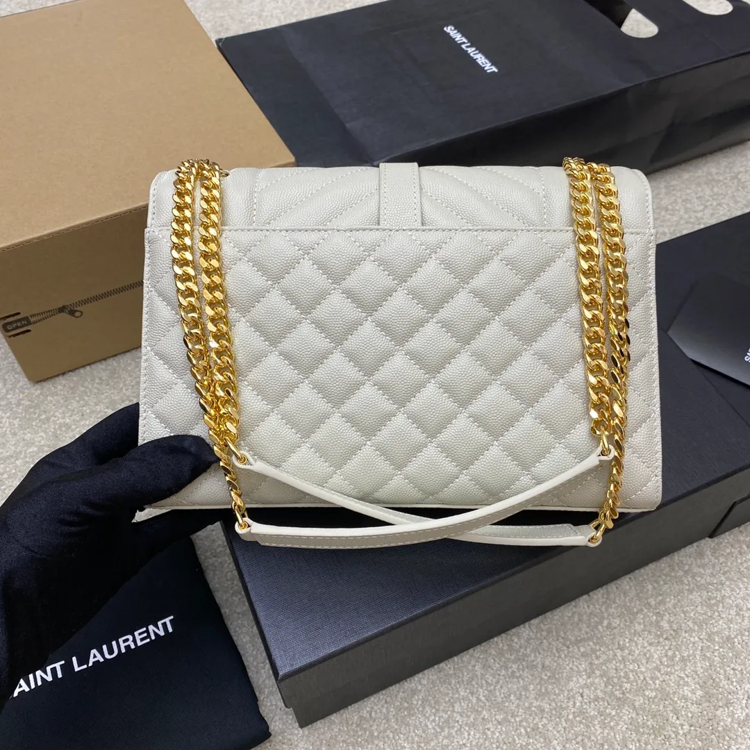 White ball pattern/gold buckle 🌈𝑬𝒏𝒗𝒆𝒍𝒐𝒑𝒆 medium grain embossed quilted genuine leather envelope bag, classic is eternal, the sky-high V pattern and rhombus caviar pattern, Italian original cowhide with eye-catching Y family logo, elegant and fashionable all in one! One chain and three backs, single chain cross-body, double chain single back, single chain single back are all perfect🤗Little fairies of different heights, there is always a way to carry it that suits you❤️20230750 Model: 392739 [original leather] Size: 24x17.5x6cm