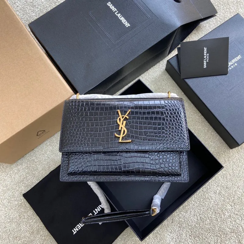 💰 1500 Crocodile pattern black/antique gold 🌈𝑺𝒖𝒏𝒔𝒆𝒕 𝟮𝟮𝒄𝒎#Classic luxurious crocodile pattern sunset bag original leather version! Friends who like crocodile pattern bags cannot miss this one! High-quality genuine leather, genuine mold-opening hardware, pursuing every detail, striving to be infinitely close to ZP👍20210750 Size: 22x8x16cm Model: 442906 [Original leather]