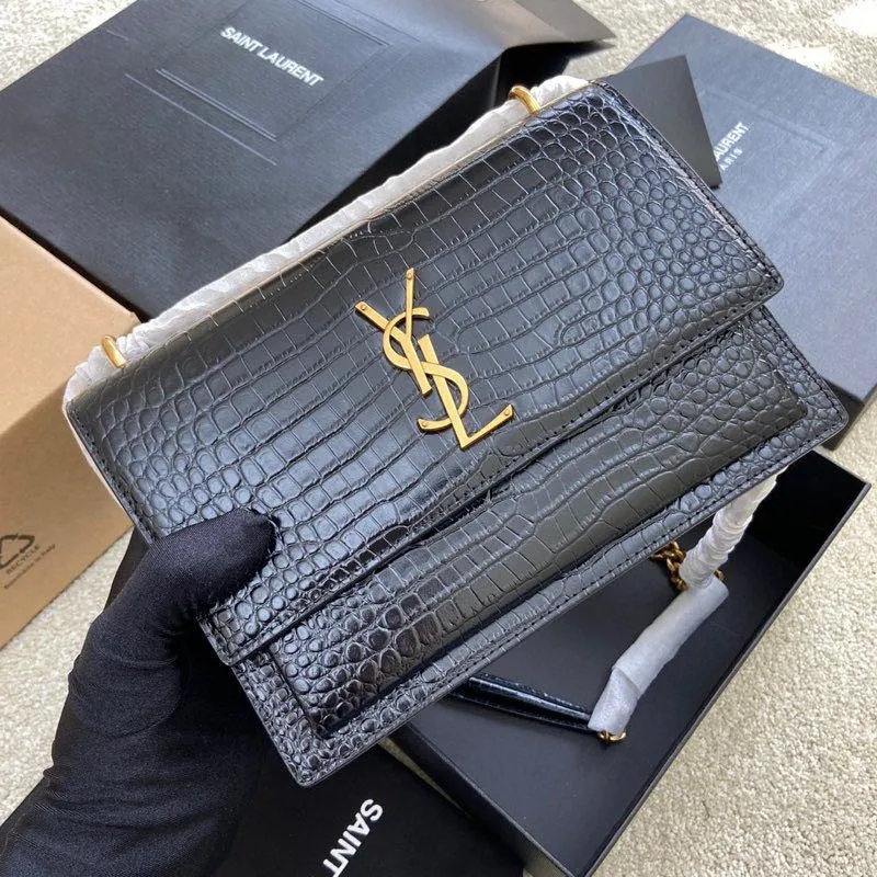💰 1500 Crocodile pattern black/antique gold 🌈𝑺𝒖𝒏𝒔𝒆𝒕 𝟮𝟮𝒄𝒎#Classic luxurious crocodile pattern sunset bag original leather version! Friends who like crocodile pattern bags cannot miss this one! High-quality genuine leather, genuine mold-opening hardware, pursuing every detail, striving to be infinitely close to ZP👍20210750 Size: 22x8x16cm Model: 442906 [Original leather]
