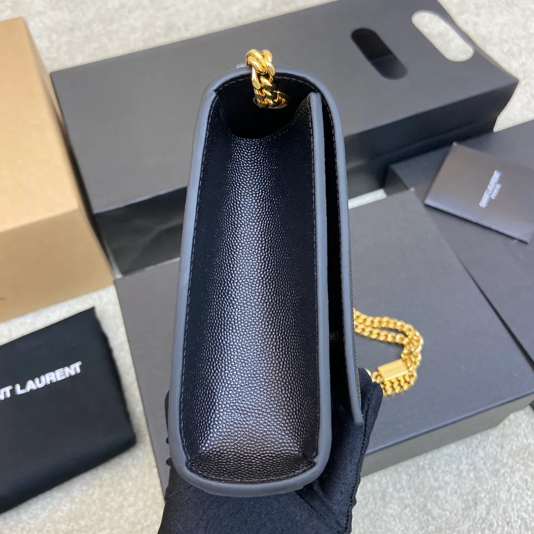 💰1260 Black ball pattern/gold buckle [original leather] 🌈Y’s most classic style Kate chain crossbody bag! A versatile style that is a must-have in every girl’s wardrobe! High-quality original South African cowhide, wear-resistant and scratch-resistant, no need to take special care of it💫Believe me, kate is definitely an eternal classic. No one would dare to call themselves fashionable without a Y family tassel bag👍20210630 Model: 354021 Size: 24*14.5*5.5cm