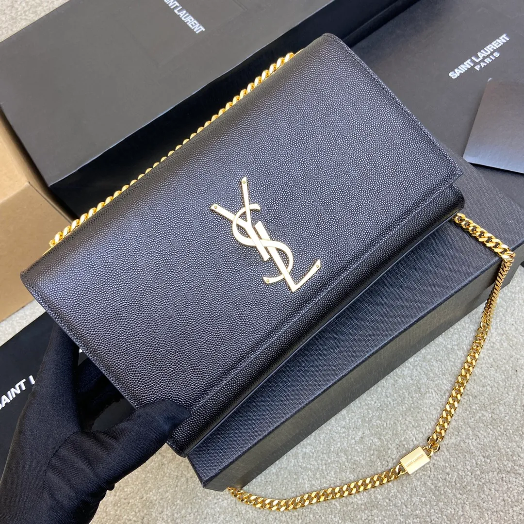 💰1260 Black ball pattern/gold buckle [original leather] 🌈Y’s most classic style Kate chain crossbody bag! A versatile style that is a must-have in every girl’s wardrobe! High-quality original South African cowhide, wear-resistant and scratch-resistant, no need to take special care of it💫Believe me, kate is definitely an eternal classic. No one would dare to call themselves fashionable without a Y family tassel bag👍20210630 Model: 354021 Size: 24*14.5*5.5cm