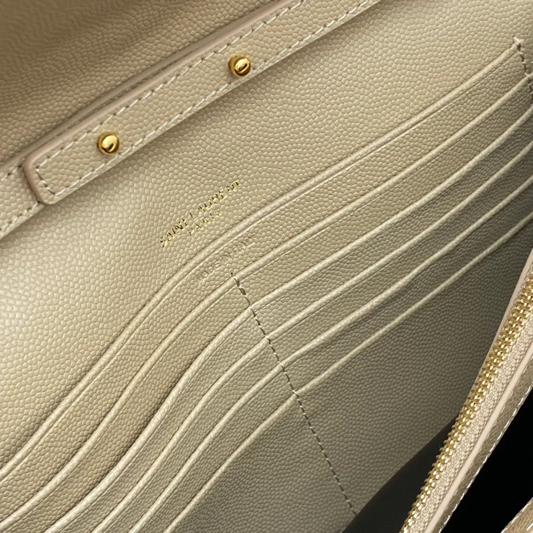 💰1300 Apricot ball pattern/gold buckle 🌈YSL latest ENVELOPE Woc envelope bag ✉️Original caviar ball pattern, engraved inner zipper compartment, can be used as a clutch bag or as a shoulder bag. There are multiple card slots inside. Compact and practical 👍20220650 Model: 620280 [original leather] Size: 22.5x14x4cm