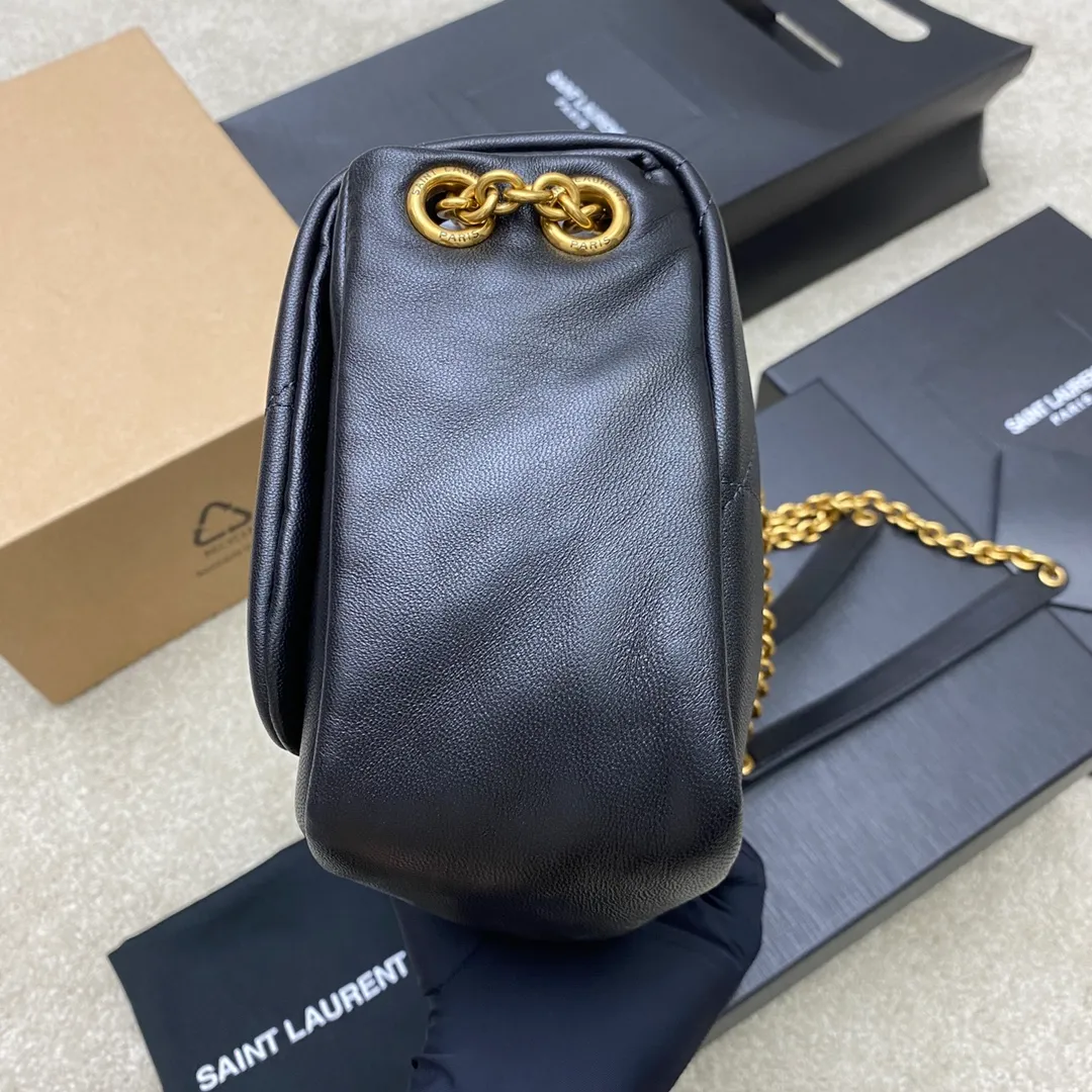 💰1760 black sheepskin/gold 🌈JAMIE 4.3 small original sheepskin handbag! Small bag in soft nappa leather with CARRE RIVE GAUCHE webbed topstitching. Lightweight and compact, with an adjustable sliding shoulder strap, it can be worn in a variety of ways. The bag is designed with a classic retro distressed version. It is very beautiful and fashionable, versatile for commuting, unexpectedly light and very practical! It can be carried by hand, carried on the shoulder or cross-body in various ways! An absolute must-have item! 20230880 Model: 763475 [original leather] Size: 26×15×7cm