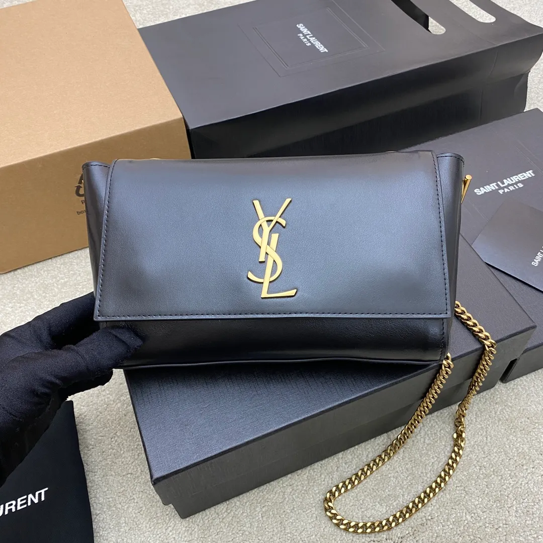 黑绒双面/金(小号) 🌈新尺寸小号22CM到货！ 𝐊𝐚𝐭𝐞_Reversible suede & plain leather, buying one bag is equivalent to owning two bags, a great deal_Eternal classic kate, no need to worry about it becoming outdated, a style that can be used all year round, use plain leather in spring and summer, and use suede in autumn and winter! The chain can be removed! 20230780 Model: 712250 [original leather] Size: 22x14.5x6cm