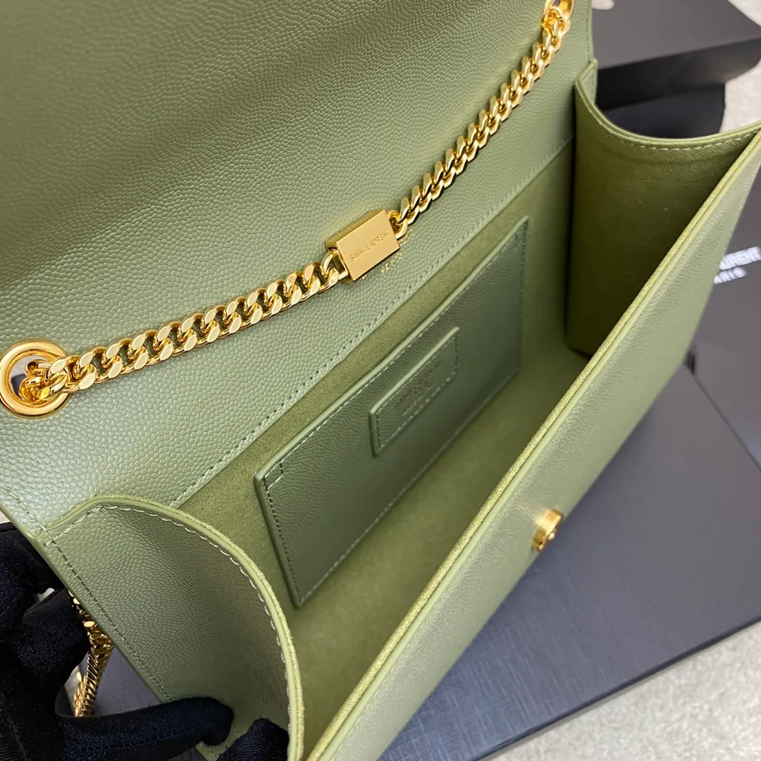 💰1260 Avocado green ball pattern/gold buckle 🌈Y’s most classic style Kate chain crossbody bag! A versatile style that is a must-have in every girl’s wardrobe! High-quality original South African cowhide, wear-resistant and scratch-resistant, no need to take special care of it💫Believe me, kate is definitely an eternal classic. No one would dare to call themselves fashionable without a Y family tassel bag👍20210630 Model: 354021 [Original leather] Size: 24x14.5x5.5cm