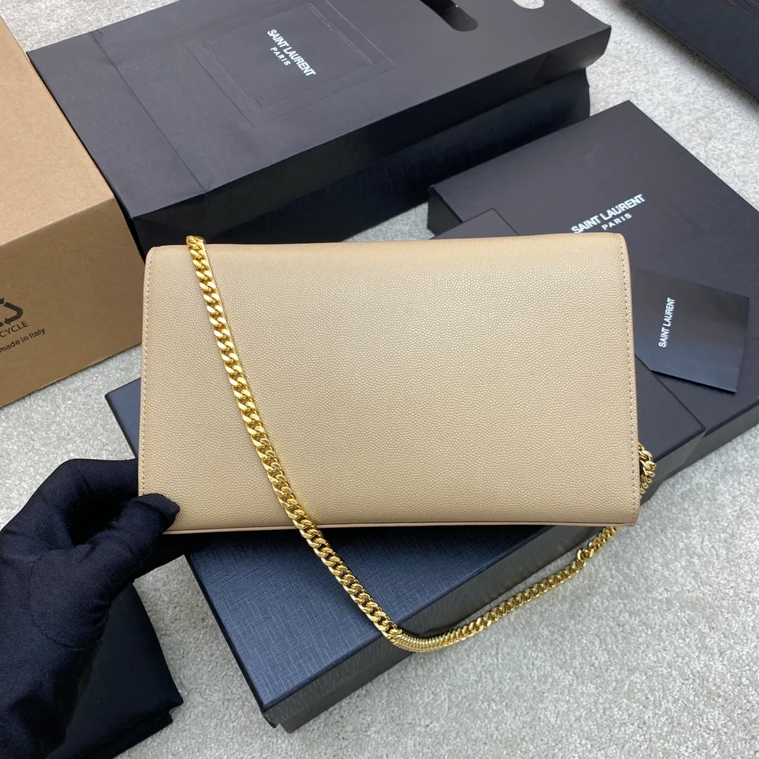 💰1260 Apricot ball pattern/gold buckle [original leather] 🌈Y’s most classic style Kate chain crossbody bag! A versatile style that is a must-have in every girl’s wardrobe! High-quality original South African cowhide, wear-resistant and scratch-resistant, no need to take special care of it💫Believe me, kate is definitely an eternal classic. No one would dare to say they are fashionable without a Y family tassel bag👍20210630 Model: 354021 [original leather] Size: 24*14.5*5.5cm