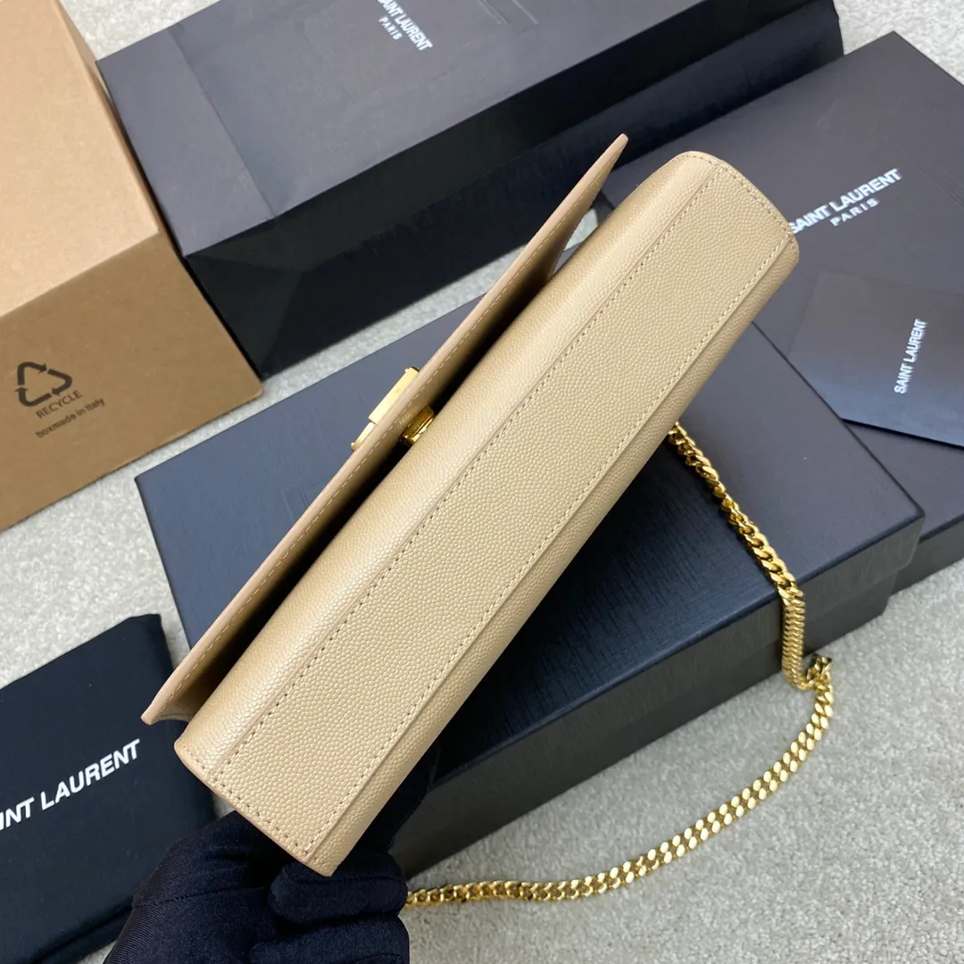 💰1260 Apricot ball pattern/gold buckle [original leather] 🌈Y’s most classic style Kate chain crossbody bag! A versatile style that is a must-have in every girl’s wardrobe! High-quality original South African cowhide, wear-resistant and scratch-resistant, no need to take special care of it💫Believe me, kate is definitely an eternal classic. No one would dare to say they are fashionable without a Y family tassel bag👍20210630 Model: 354021 [original leather] Size: 24*14.5*5.5cm