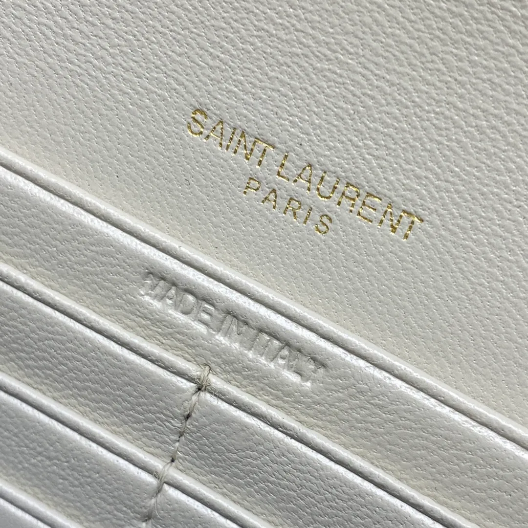 p1220 The top product on the market, white sheepskin/gold 🌈Y’s new product LE CASSANDRE smooth leather envelope chain wallet, made of Italian imported lambskin, soft to the touch! Front flap wallet, decorated with three-color metal logo, super nice! LECASSANDRE interior: six card slots, one bill slot, one main compartment, and one zippered coin pocket, practical and stylish! 20230610 Model: 743050 [original leather] Size: 19x12.5x3.5cm