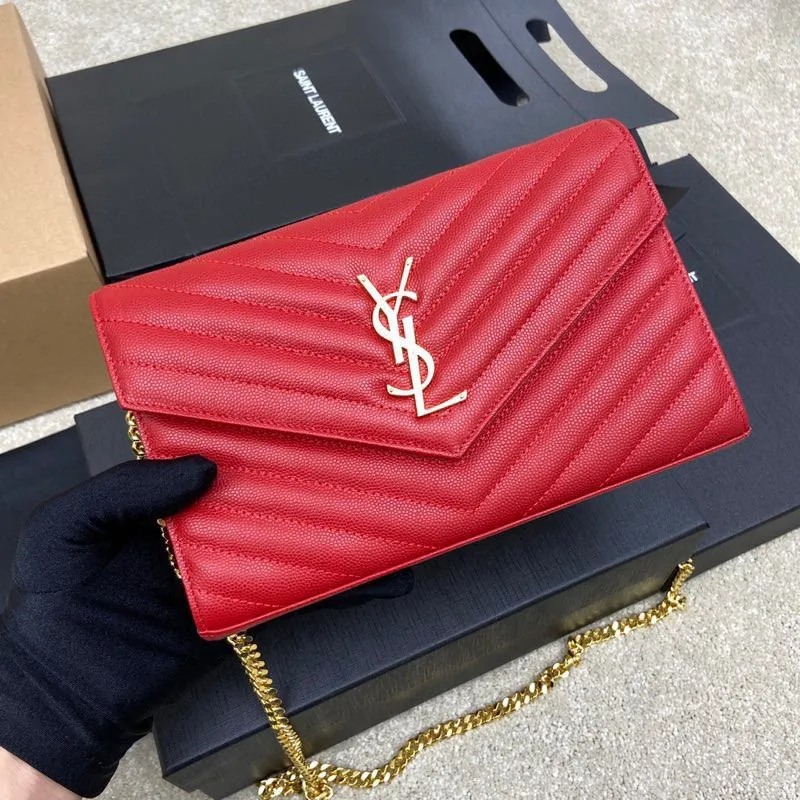 Big red ball pattern leather/gold buckle 🌈MONOGRAM caviar pattern original leather version envelope bag 👍A super practical small bag, the most classic style 👏100% original cowhide with fine handcrafting; customized metal Y family logo highlights personality; flip-top design ensures safety of use; small bag has large capacity, with 20 card slots, two banknote compartments, two central compartments, and an inner zipper bag to hold everything‼ ️20210630 Model: 360462 [original leather] Size: 22.5*14*4cm