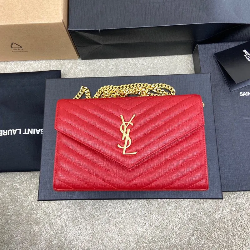 Big red ball pattern leather/gold buckle 🌈MONOGRAM caviar pattern original leather version envelope bag 👍A super practical small bag, the most classic style 👏100% original cowhide with fine handcrafting; customized metal Y family logo highlights personality; flip-top design ensures safety of use; small bag has large capacity, with 20 card slots, two banknote compartments, two central compartments, and an inner zipper bag to hold everything‼ ️20210630 Model: 360462 [original leather] Size: 22.5*14*4cm