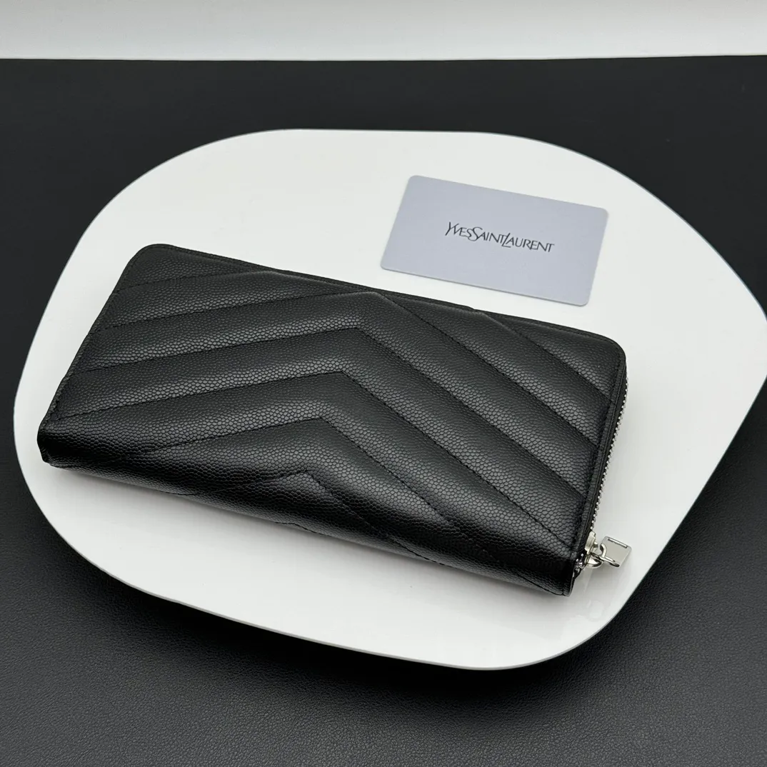 💰170 💎Top quality💖 MATELASSE flip-top grain embossed leather wrap-around zipper wallet Caviar silver gold #Saint Laurent Hot model🔥Wallet, V-line single pull style top product on the market, using original hardware, full leather inside and outside, complex grid tailoring, sufficient supply💪Hurry up and get it [呲呲]The quality is too good👏 Style number: 358094 Size: 19x9cm