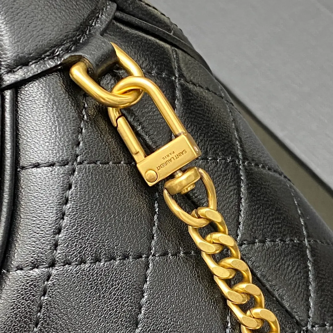 💰1500 black sheepskin/gold 🌈YSL Gaby series new bucket bag👑all sheepskin material👍super exquisite and cute😘and very light top flip design, higher privacy and security, top handle and detachable chain shoulder strap, can be carried in more ways, suitable for different occasions, so beautiful👍20240750 Model: 763971 [original leather] Size: 19x17x15cm