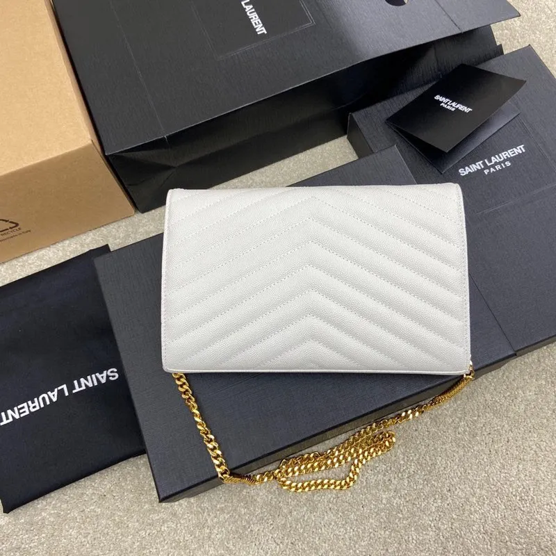 White ball-grained leather/gold buckle 🌈MONOGRAM caviar pattern original leather version envelope bag👍A super practical small bag, the most classic style 👏100% original cowhide with fine handcrafting; customized metal Y family logo highlights personality; flip-top design ensures safety of use; small bag has large capacity, with 20 card slots, two banknote compartments, two central compartments, and an inner zipper bag to hold everything‼ ️20210630 Model: 360452 [original leather] Size: 22.5*14*4cm