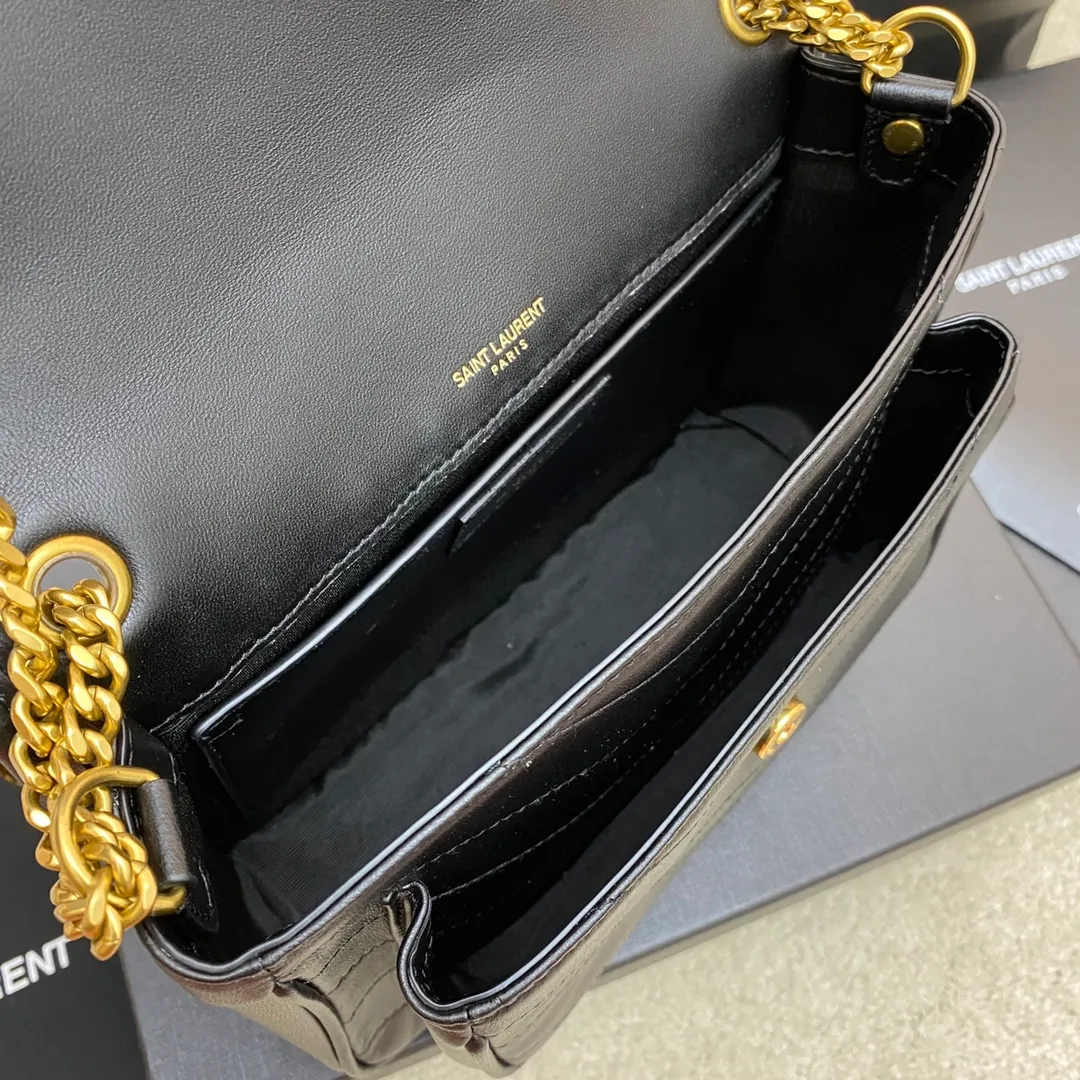 Black sheepskin/gold 🌈New YSL Niki medium size original black plain sheepskin🐏 Very soft to the touch, practical and fashionable! Nlkl's popularity has spread across all major fashion platforms. It can be carried diagonally on one shoulder and is a versatile item! 20230780 Model: 498892 [original leather] Size: 22x16.5x7.5cm