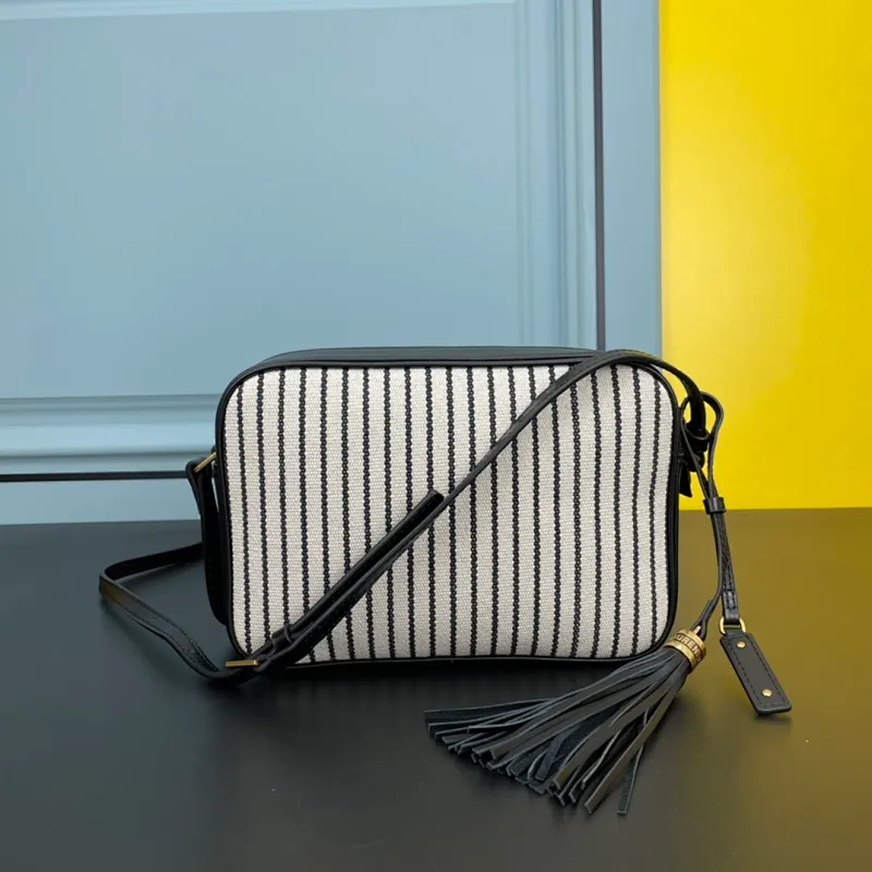 All categories Official website "Brand Women's Bags" Women's Bags 💙 YSL 2022 Official New YSL Imported Italian Cowhide Camera Bag Wholesale 58004300 High Quality Size: 23-16-6CM