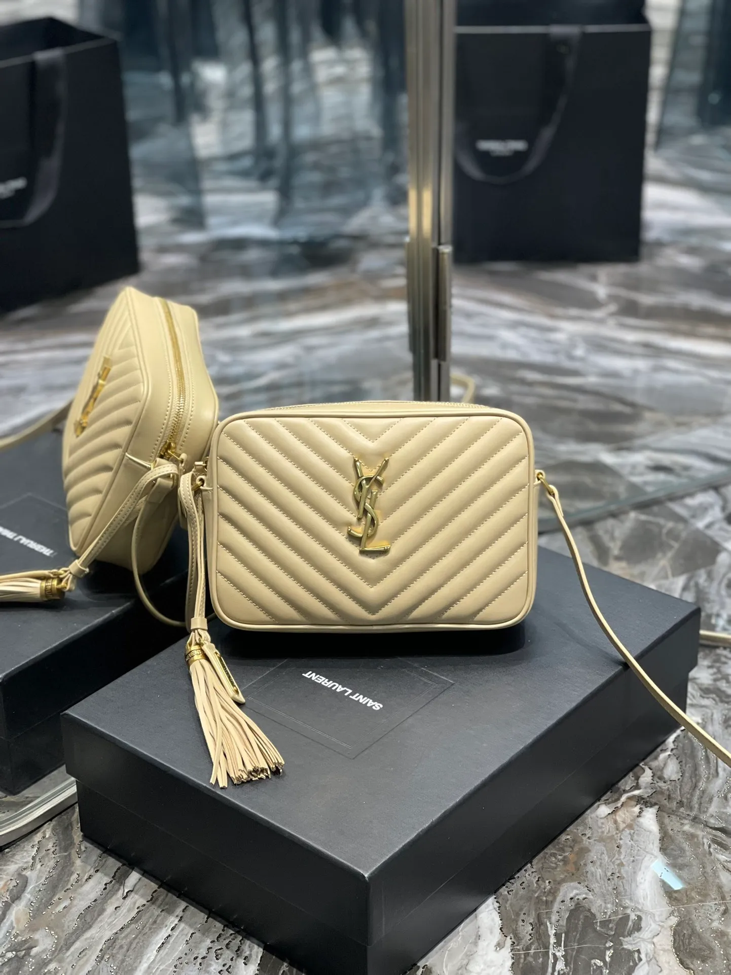 All categories Official website "Brand Women's Bags" Women's Bags 💙 YSL 2022 Official New YSL Camera Bag Wholesale 58001600 High Quality Specifications: 23-16-6CM