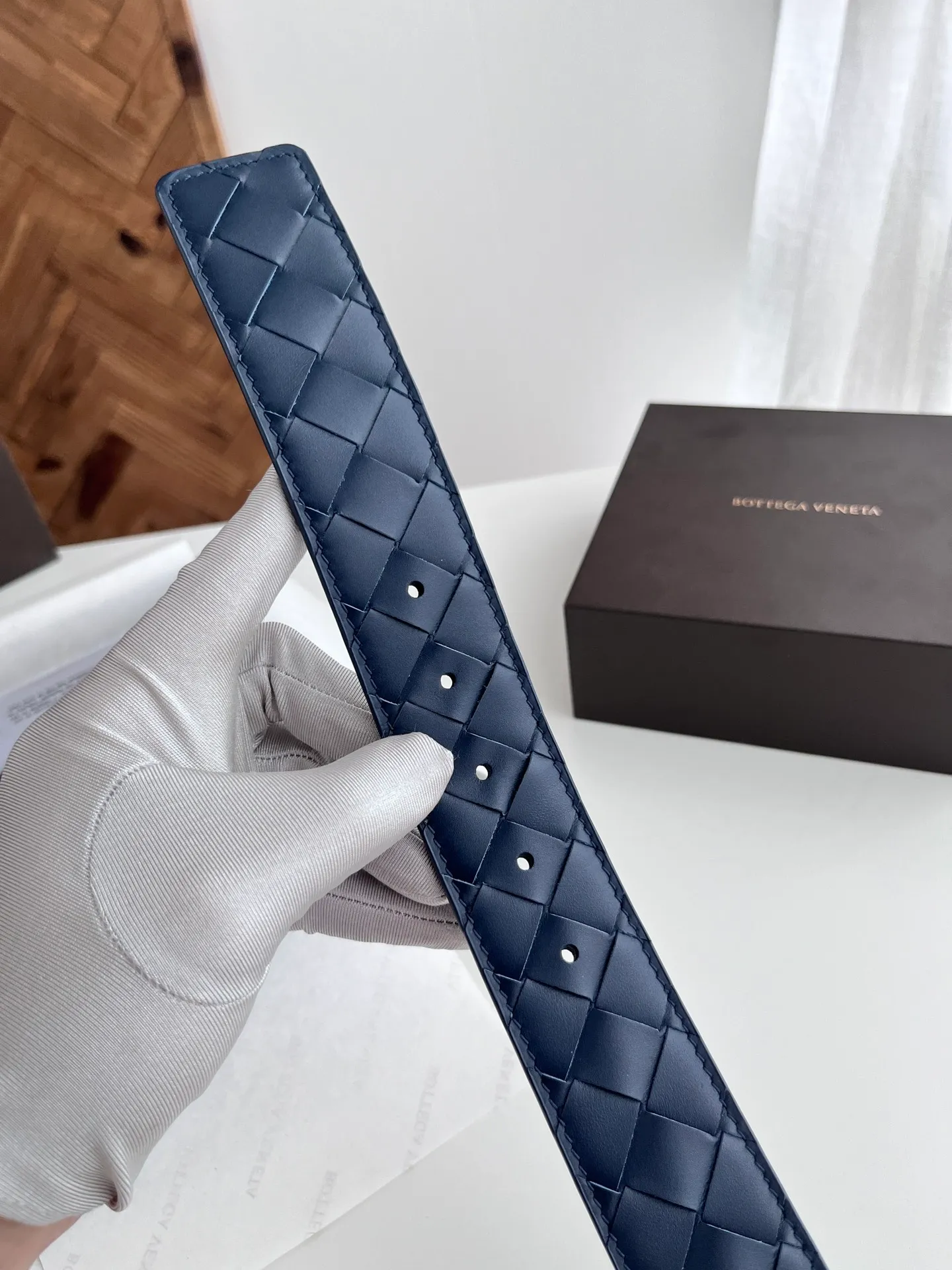 💰560💰Full package💰 💍Purchasing-grade BV 2024 wide version men’s belt⚡️Handmade large plaid intreccio woven Italian calfskin⚡️With vacuum gun-colored pin buckle⚡️Belt width 4.0cm