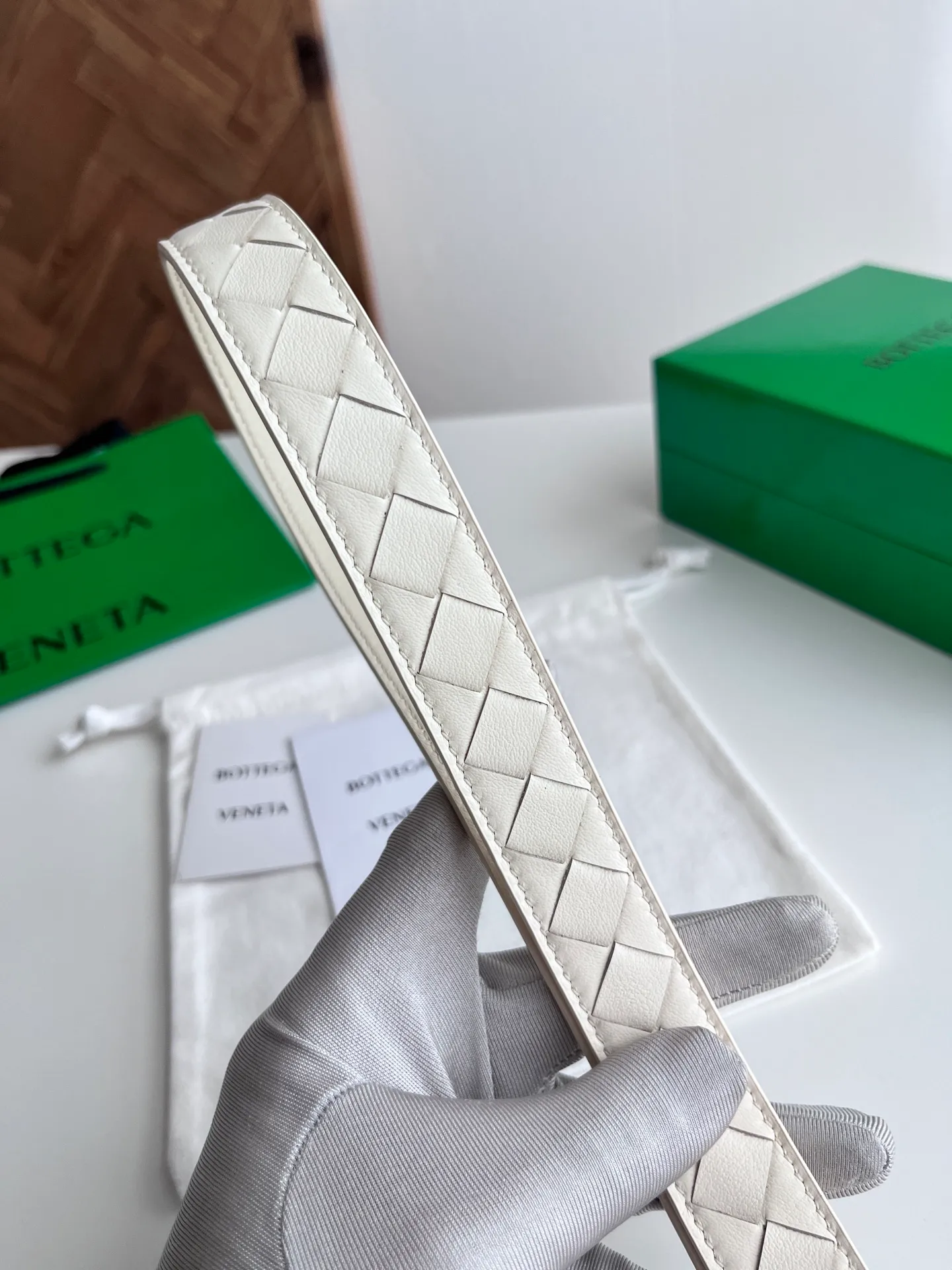 💰520💰Full package💰 💍Purchase level Bv⚡️🌹2025 new women's woven belt, pure handmade intreccio large plaid weaving, double-sided Italian calfskin with micro-retro gold buckle design pin buckle⚡️🌹Width 2.5cm