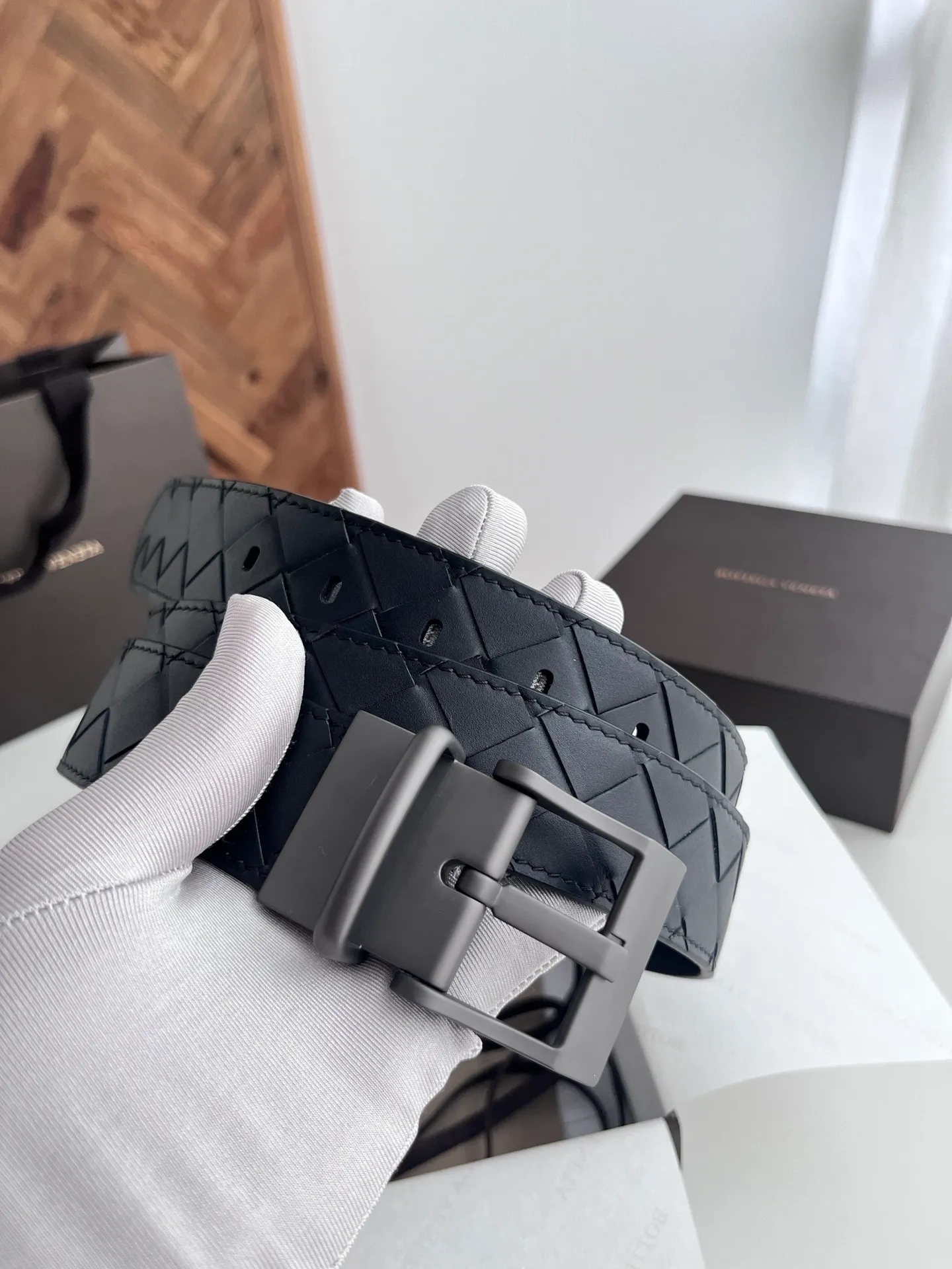 💰560💰Full package💰 💍Purchase-grade BV 2024 new double-sided men's belt, handmade large intreccio woven Italian calfskin, with new buckle design, rotatable vacuum gun-colored pin buckle, belt width 3.5cm