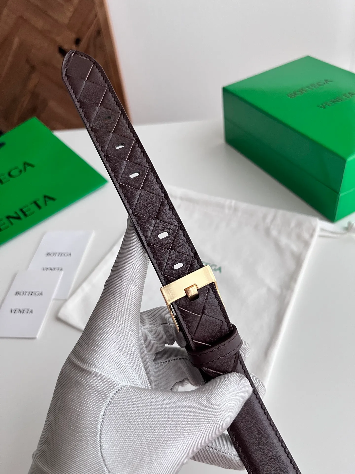 💰520💰Full set of packaging💰 💍Purchase grade BV⚡️🌹2025 new women's woven➕plain splicing combination belt Italian calfskin with slightly retro gold buckle design buckle head⚡️🌹Width 2.5cm