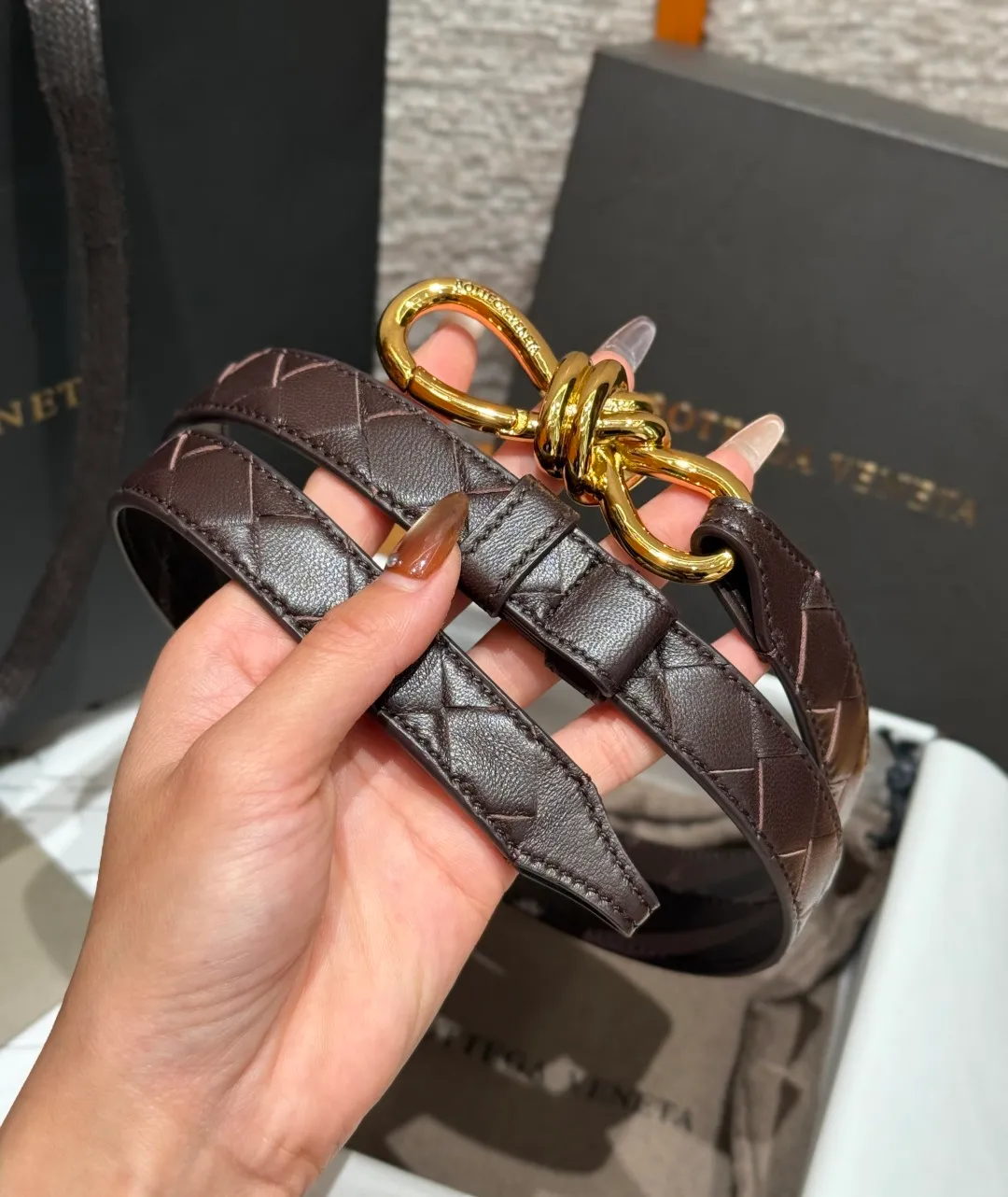 💰560💰Full package💰 💍Purchase level Bv⚡️🌹Andimo belt lntreciato braided leather belt metal knot buckle, hook closure, made of cowhide, lined cowhide, Muse brass finish. Width: 2.0cm