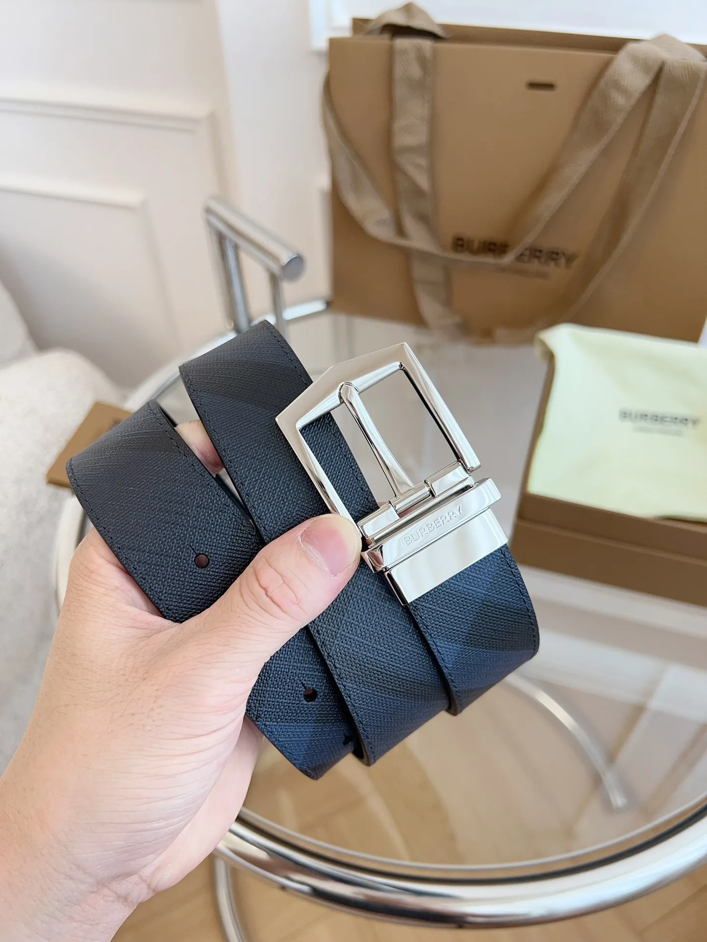 💰460💰Authentic packaging💰 💍purchase grade Burberry🇬🇧British original leather, plaid/black cowhide, quality is beyond doubt🌹No better, only the best🌹Size 3.5cm