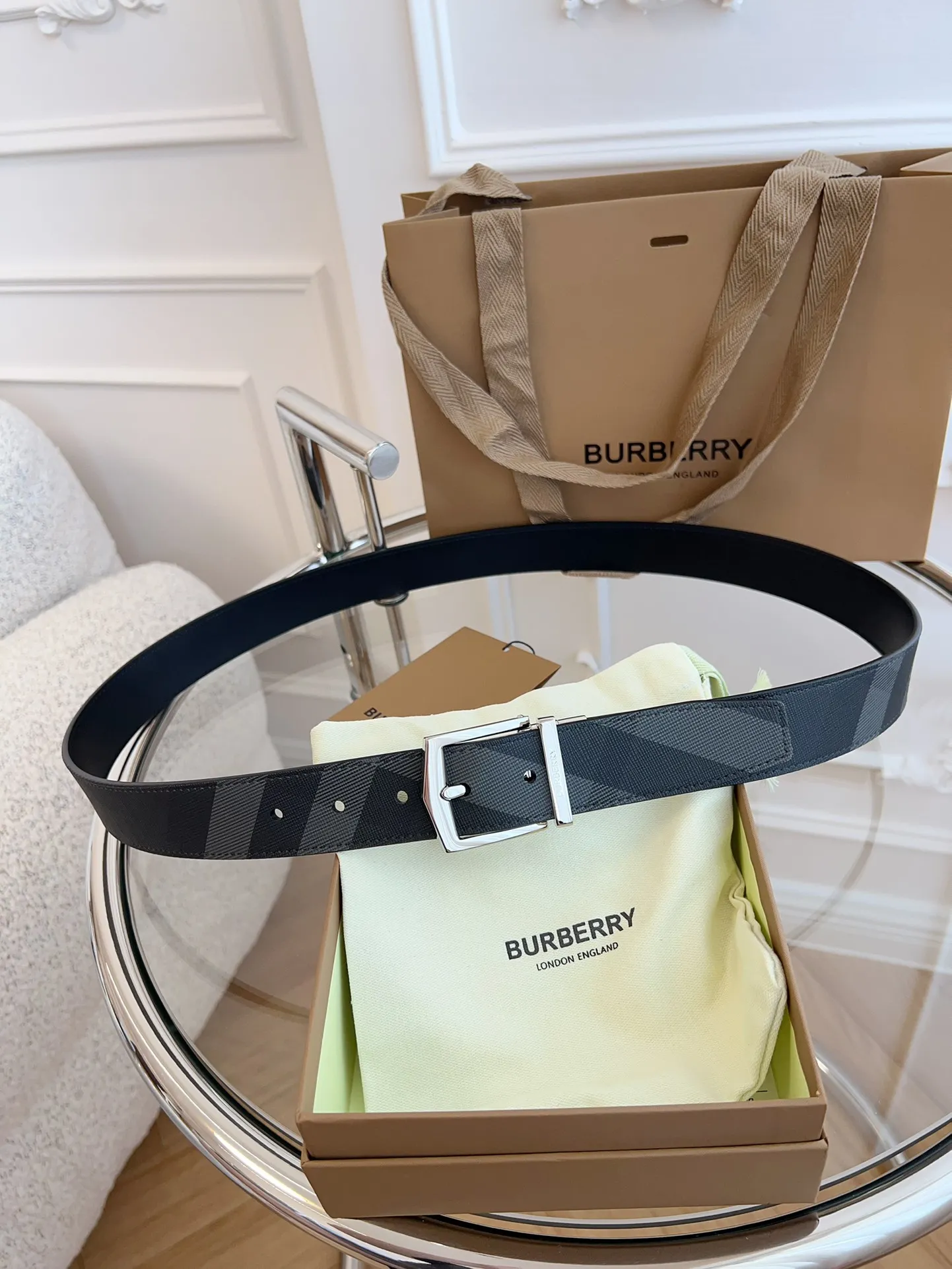 💰460💰Authentic packaging💰 💍purchase grade Burberry🇬🇧British original leather, plaid/black cowhide, quality is beyond doubt🌹No better, only the best🌹Size 3.5cm