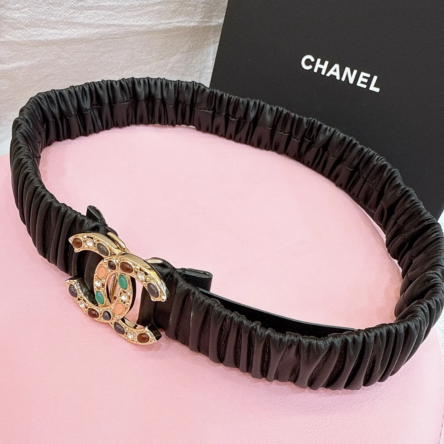 💰440💰Full package💰 💍Purchasing level Chanel⚡️🌹cc color cat stone rhinestone resin brass logo buckle calfskin silver metal and gold metal 3.0cm high quality elastic versatile elegant code number including buckle S=65cm total length (available 75, 80, 85) M=70cm L =75cm XL=80cm, one size can be used in 3 to 4 sizes!