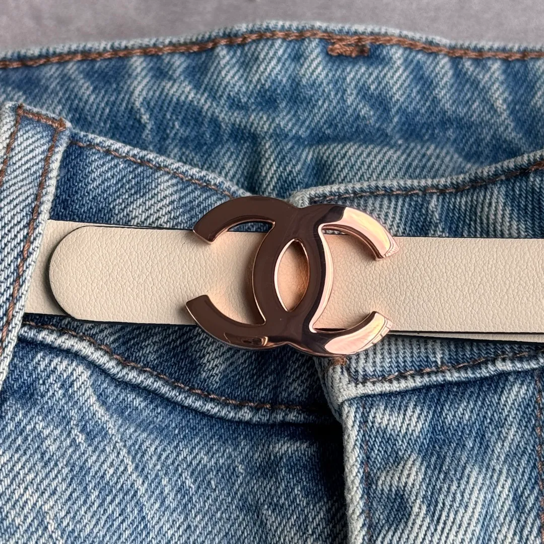 💰440💰Full package💰 💍Purchase-grade Chanel belt⚡️🌹Width 1.5cm, double-sided first-layer imported cowhide⚡️🌹Length: 75-100 Euro, copper five-button original mold opening and customization