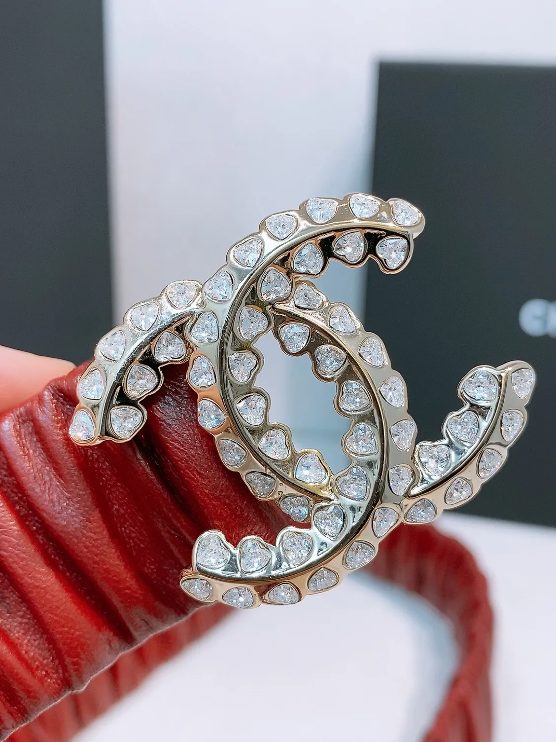 💰460💰Full package💰 💍Purchase level Chanel ⚡️🌹chanel 25c cc rhinestones Brass logo buckle Calfskin Silver metal and gold metal 3.0cm boutique Full of elasticity Versatile Elegant Size including buckle S=65cm total length (available 75, 80, 85) M=70cm L =75cm XL=80cm, one size can be used in 3 to 4 sizes!