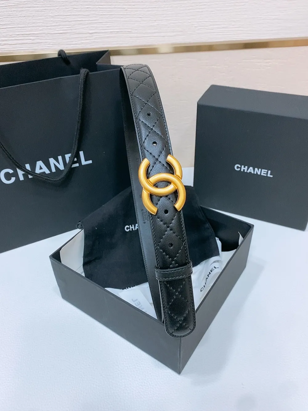 💰480💰Full package💰 💍Purchase level Chanel classic double C belt belt with logo buckle and imported calf and sheepskin body, perfect texture, simply the finishing touch in spring, belt diameter 3.0cm