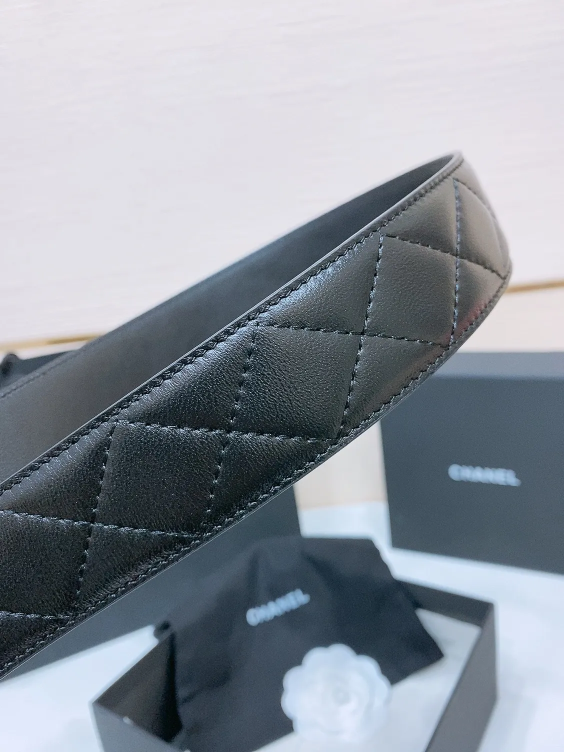 💰560💰Full package💰 💍Purchasing level Grandma 4.0cm⚡️🌹Chanel 24cc logo buckle⚡️🌹Brass metal imported lambskin rhombus belt body⚡️🌹First-layer cowhide bottom soft to the touch and delicate 3.8cm