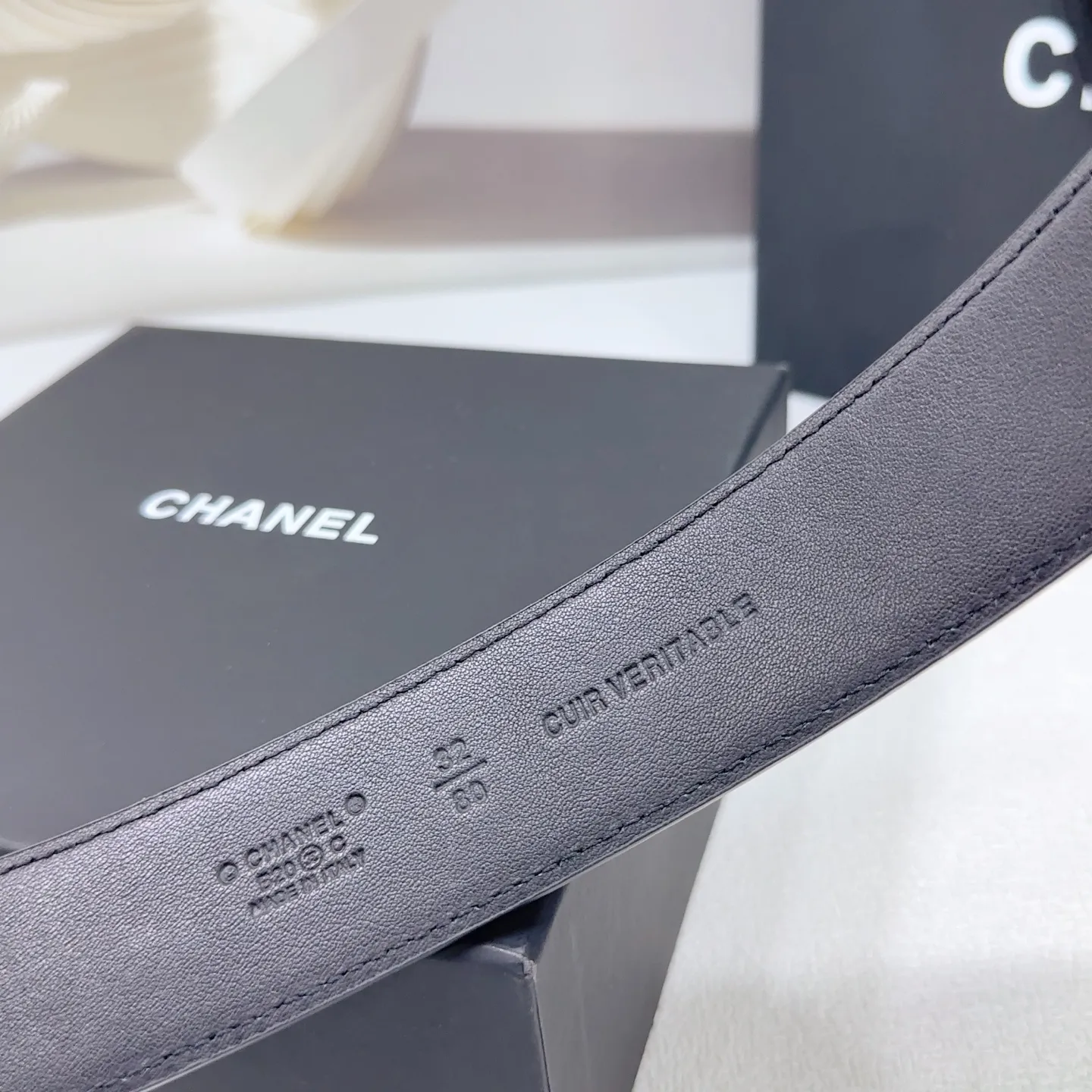 💰520💰Full package💰 💍Purchasing-grade Chanel belt⚡️🌹4.0cm double-sided first-layer sheepskin⚡️🌹Length.75.80.85.90.95.100.105 Euro⚡️🌹Customized original mold with copper hardware buckle