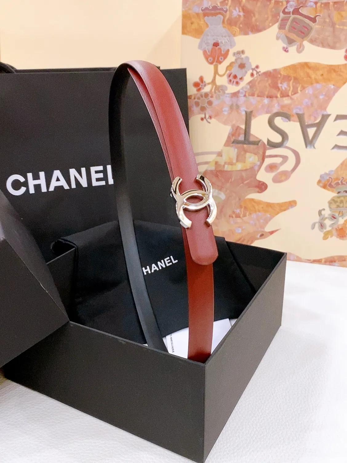 💰440💰Full package💰 💍Purchase level Chanel⚡️🌹Classic double C belt Classic double C belt, braided hardware and calfskin belt body⚡️🌹Perfect texture, simply the finishing touch in spring, belt diameter and width 1.5cm⚡️🌹