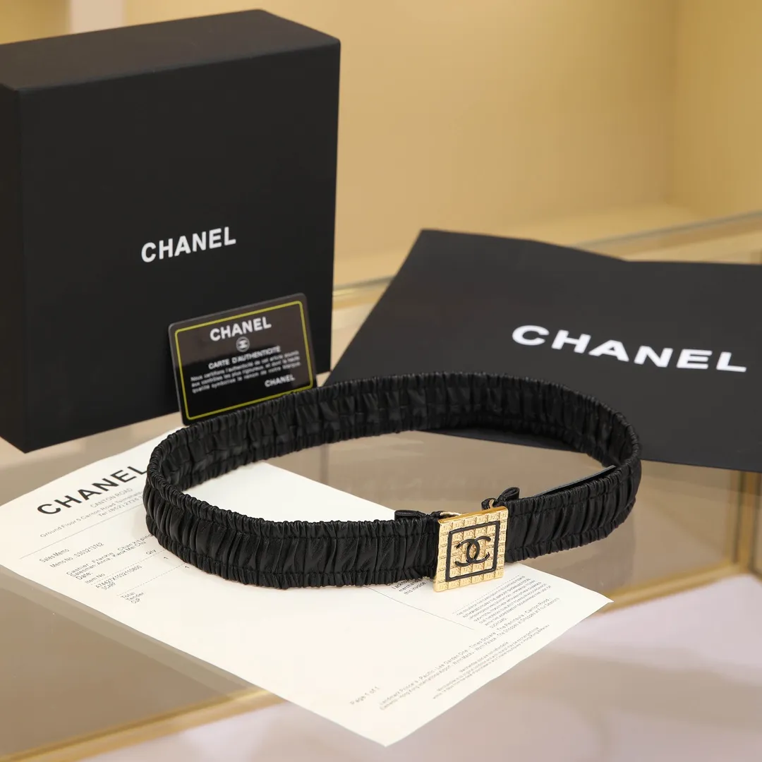 💰460💰Full package💰 💍Purchase level Chanel chanel⚡️🌹cc squares resin white and black logo small squares brass logo buckle calfskin silver metal and gold metal 3.0cm high-quality elastic versatile elegant elegant code number including buckle S=65cm total length (available 75, 80, 85) M=70cm L =75cm XL=80cm, one size can be used in 3 to 4 sizes!