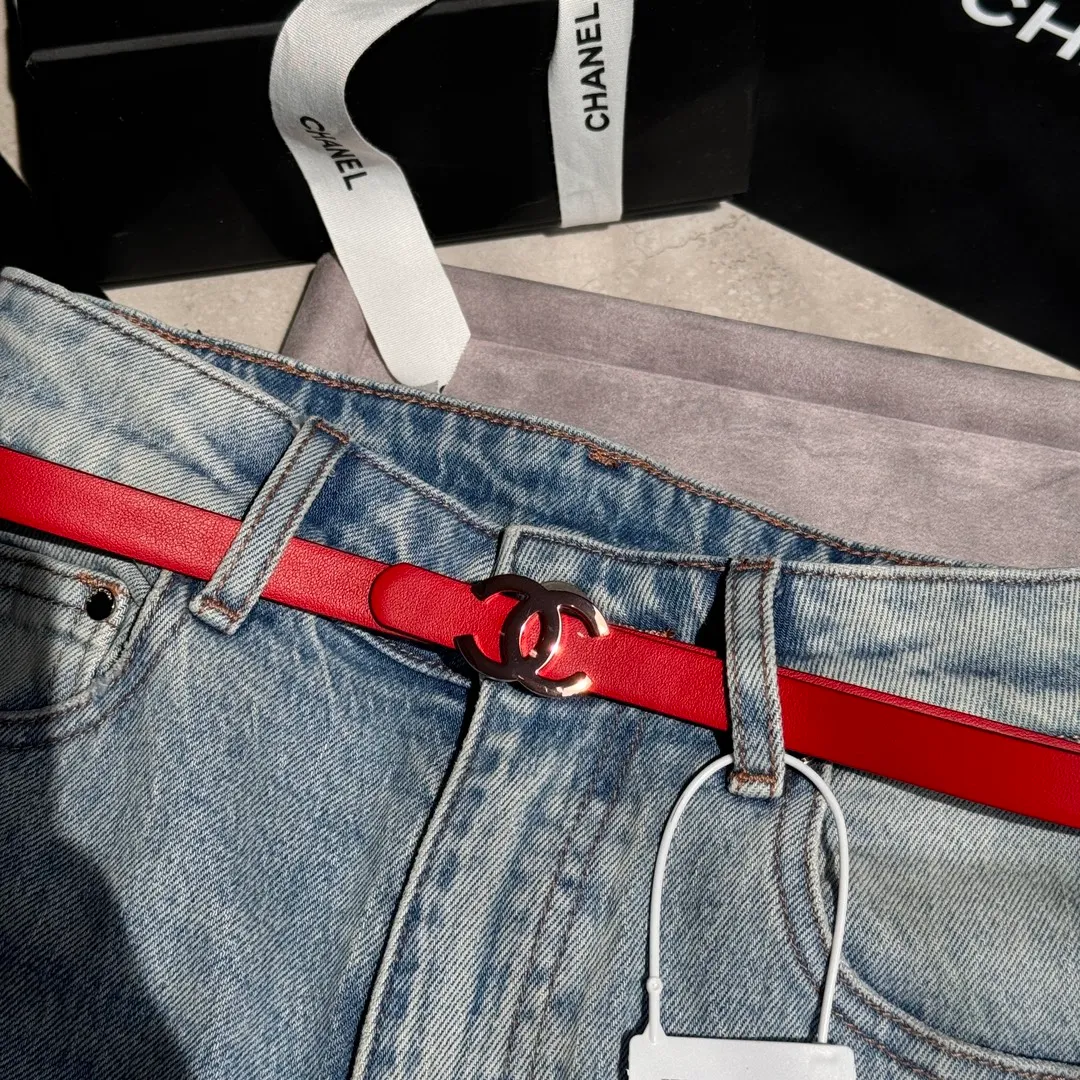 💰440💰Full package💰 💍Purchase-grade Chanel belt⚡️🌹Width 1.5cm, double-sided first-layer imported cowhide⚡️🌹Length: 75-100 Euro, copper five-button original mold opening and customization
