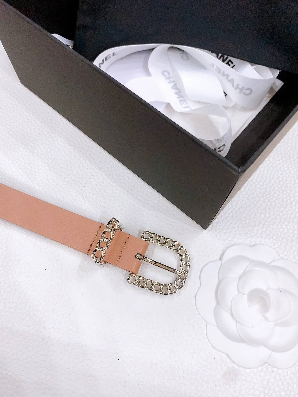 💰460💰Full package💰 💍Purchase grade Chanel chain pin buckle Imported calfskin belt Brass metal soft and delicate 2.0cm