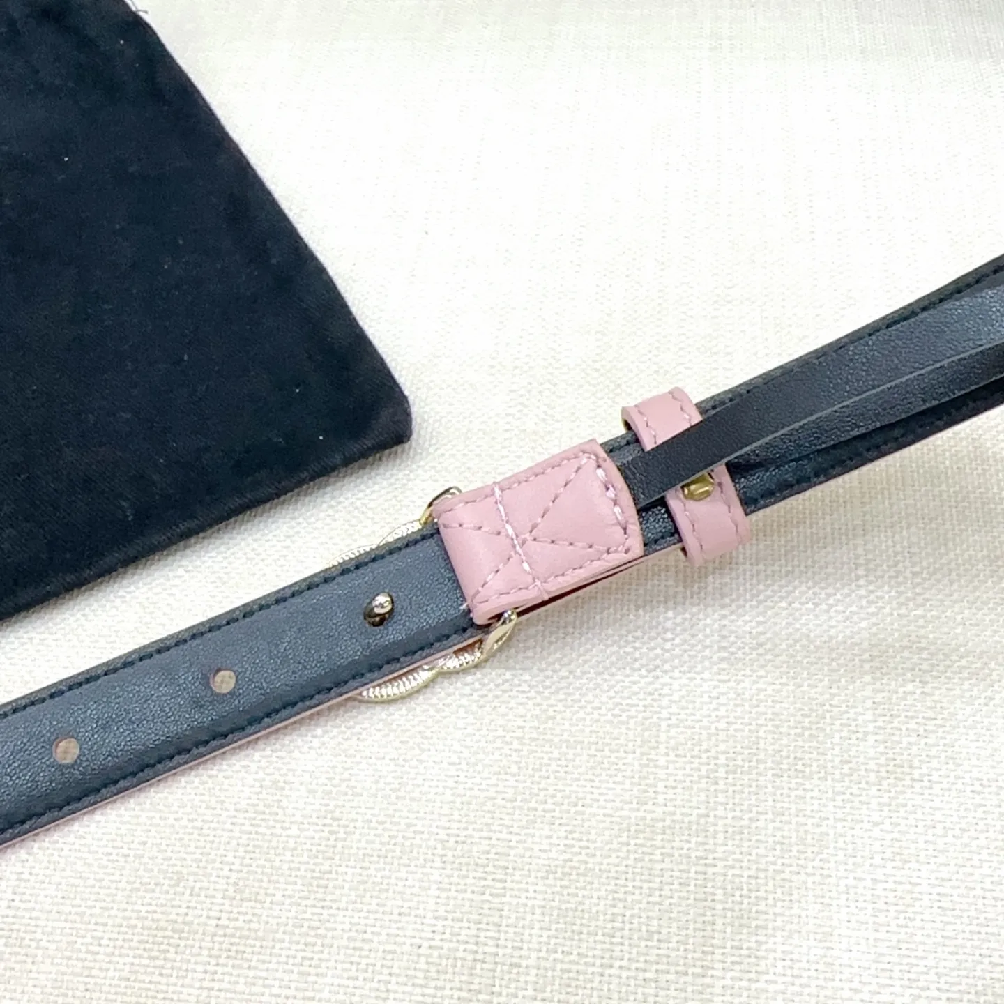 💰480💰Full package💰 💍Purchase grade Chanel⚡️🌹Ladies belt Width 2.0 size double-sided first layer cowhide⚡️🌹Length: 75-100 Euro Premium copper hardware buckle original mold customization High quality