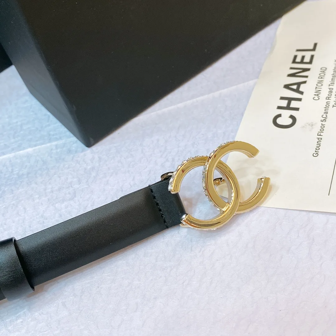 💰460💰Authentic packaging💰 💍purchasing grade Chanel🌹23p CC rhinestones, gold and silver logo buckle🌹Imported fetal cowhide belt🌹2.0cm boutique, exquisite and elegant