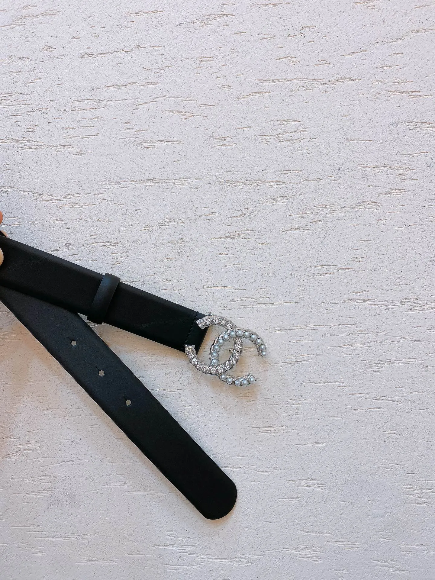 💰460💰Full package💰 💍Purchase-grade chanel⚡️🌹Pearls and rhinestones CCLogo buckle Double-sided imported first-layer cowhide⚡️🌹3.0cm boutique