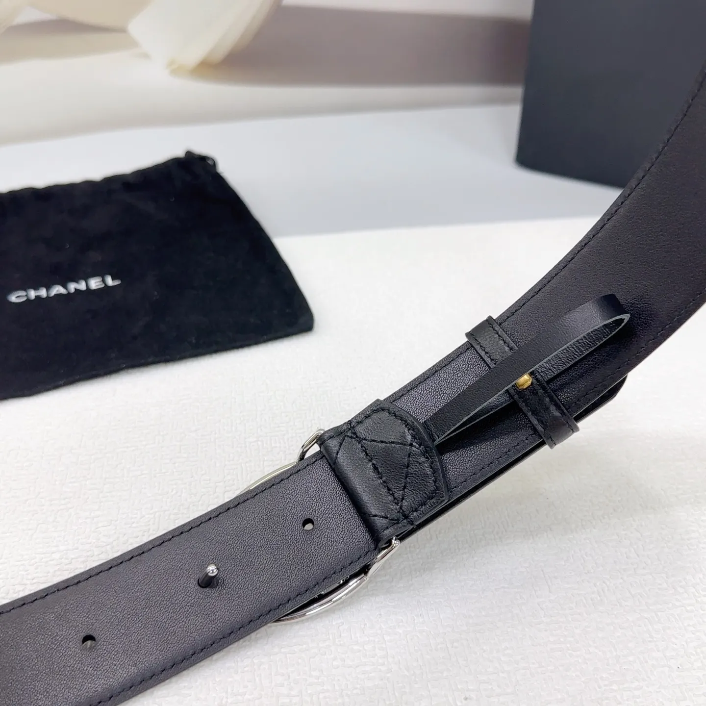💰520💰Full package💰 💍Purchasing-grade Chanel belt⚡️🌹4.0cm double-sided first-layer sheepskin⚡️🌹Length.75.80.85.90.95.100.105 Euro⚡️🌹Customized original mold with copper hardware buckle