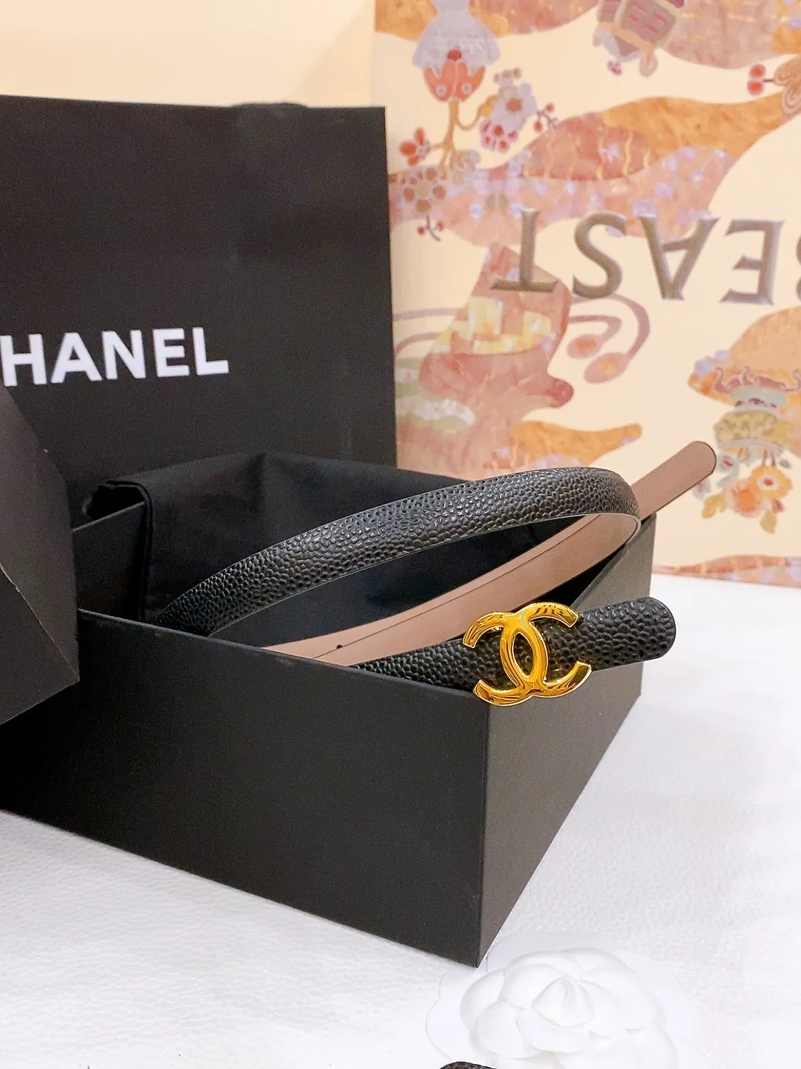 💰440💰Full package💰 💍Purchase level Chanel⚡️🌹Classic double C belt Classic double C belt, braided hardware and calfskin belt body⚡️🌹Perfect texture, simply the finishing touch in spring, belt diameter and width 1.5cm⚡️🌹