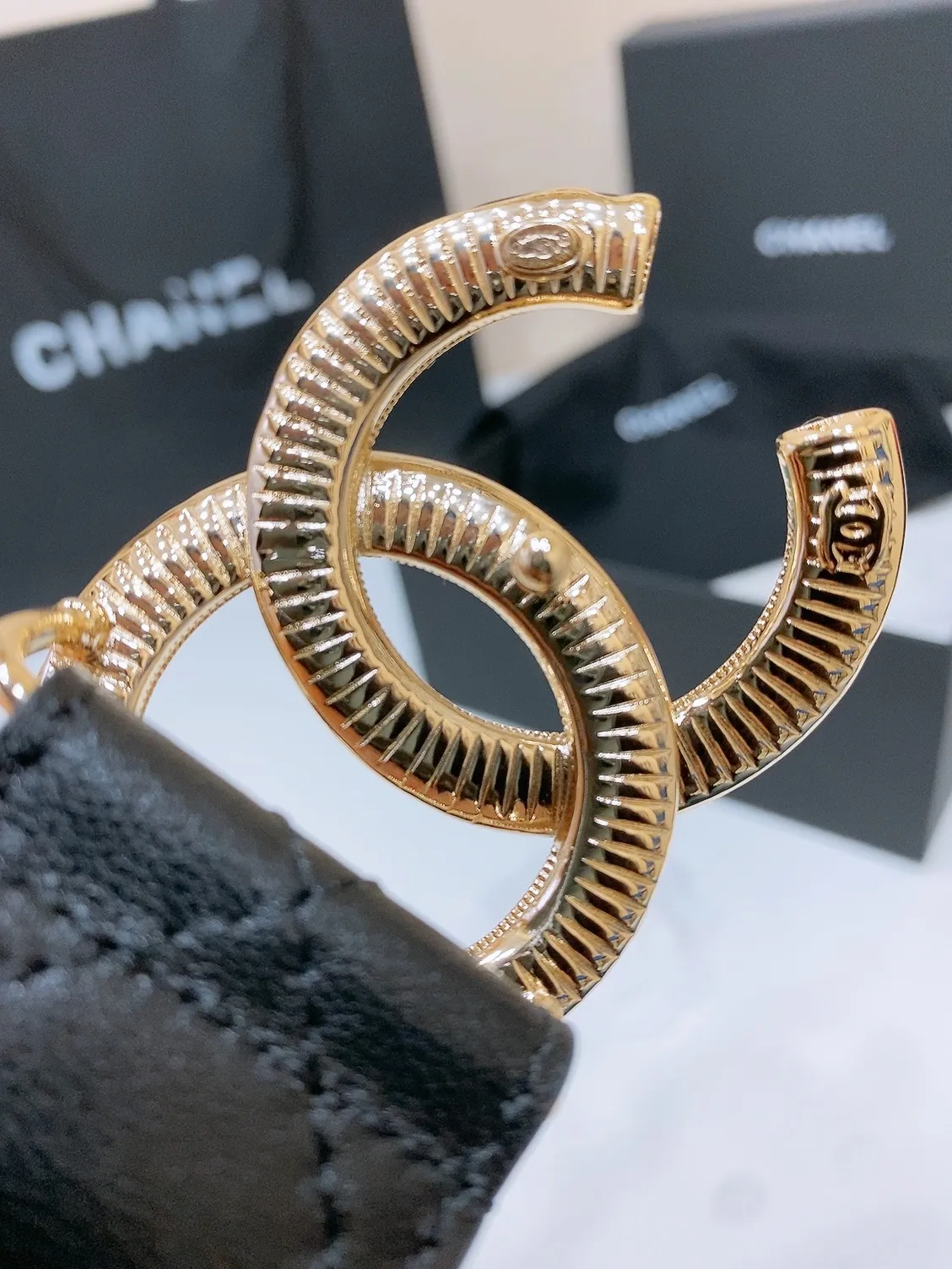 💰560💰Full package💰 💍Purchasing level Grandma 4.0cm⚡️🌹Chanel 24cc logo buckle⚡️🌹Brass metal imported lambskin rhombus belt body⚡️🌹First-layer cowhide bottom soft to the touch and delicate 3.8cm