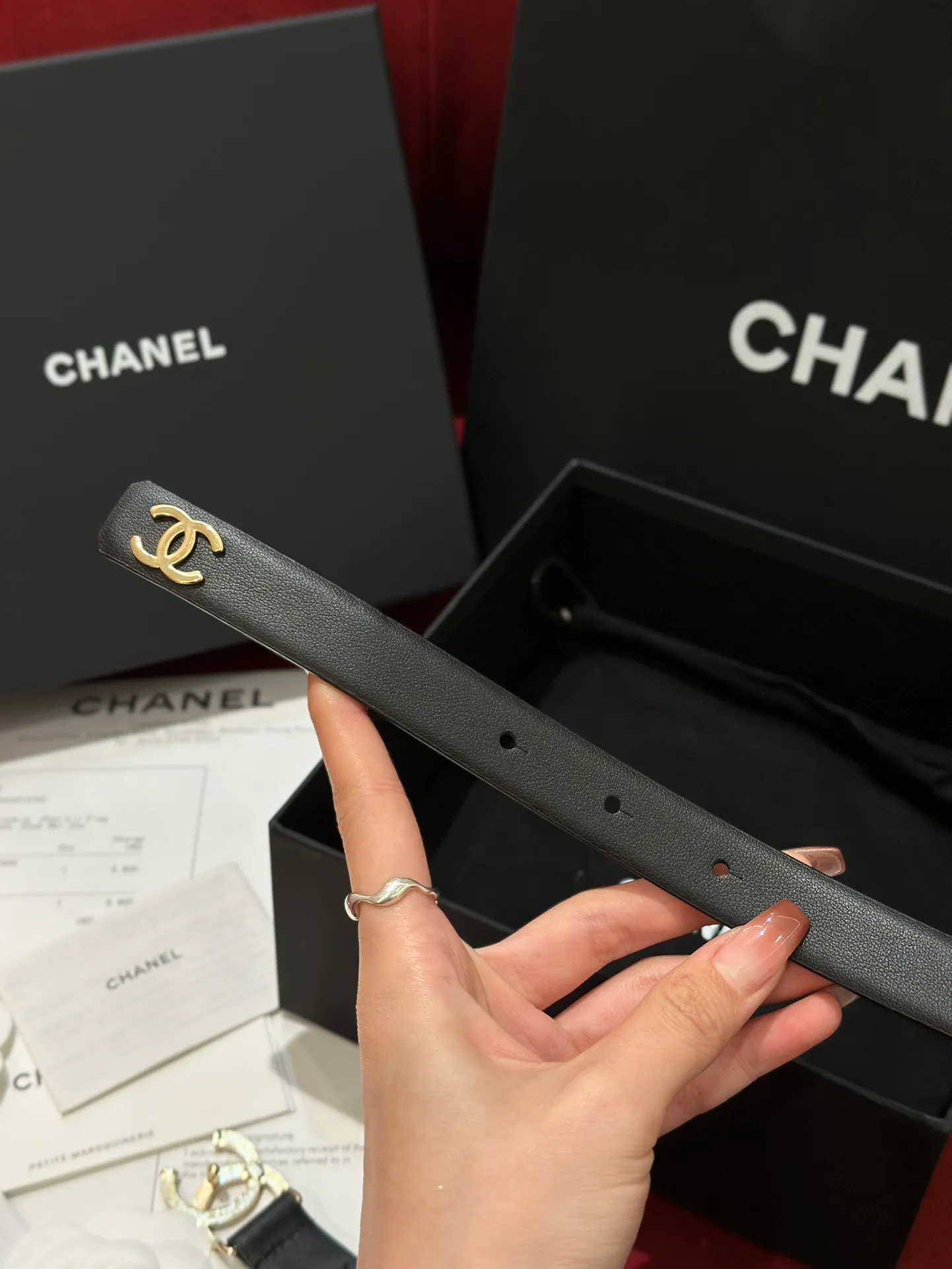 💰480💰Full package💰 💍Purchase level CHANEL⚡️🌹Latest fashion styles for women‼ ️‼ ️ The tail has a double C classic logo, top quality, genuine molded high-end custom leather hardware, custom pure steel hardware buckles, the belt adopts an elastic waist design to achieve a slimming effect, genuine positioning logo printing, comparable to the genuine product ⚡️🌹 Width 2.0cm