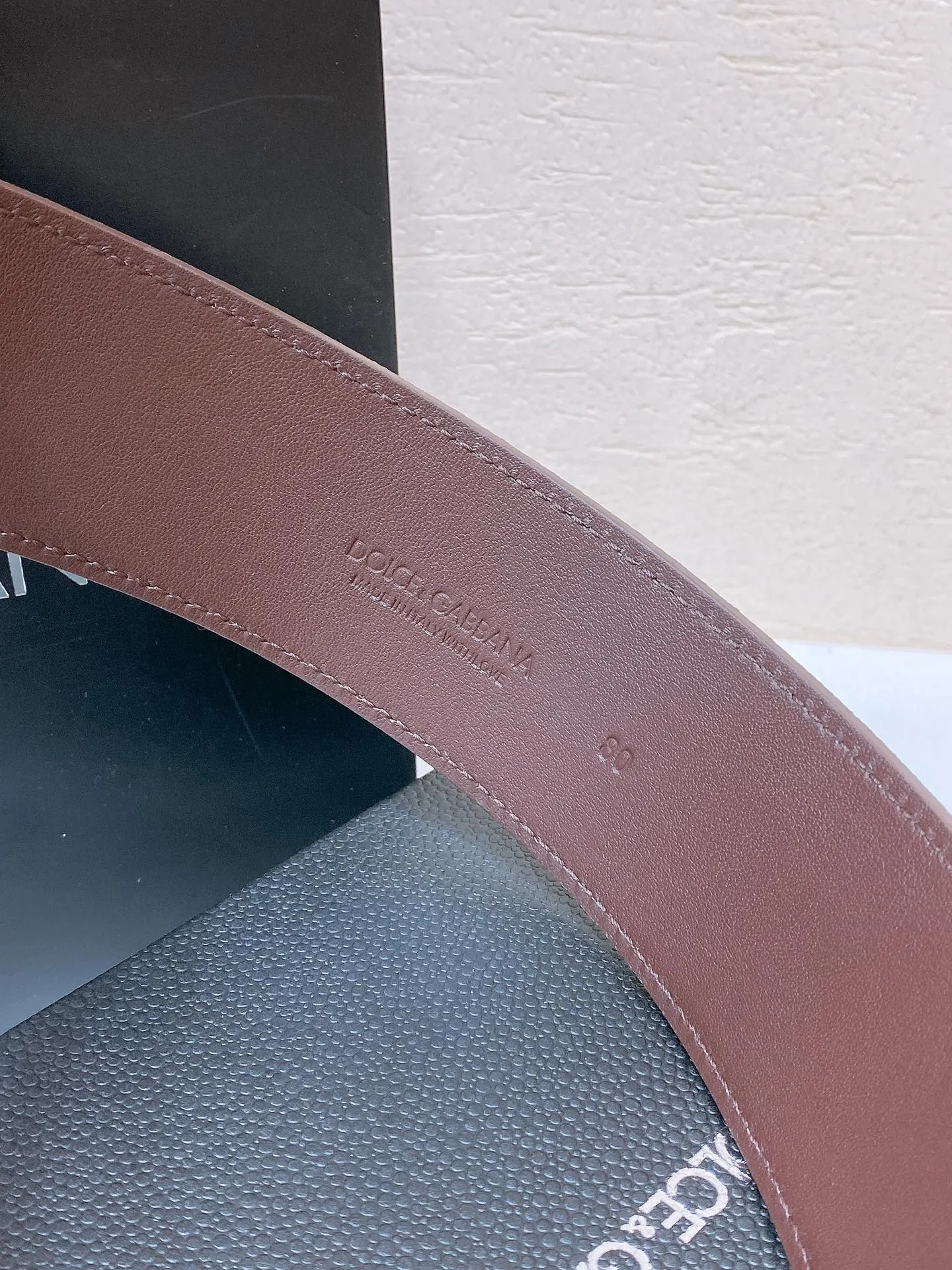 💰560💰Full package💰 💍Purchase grade DG Dolce & Gabbana, DG rhinestone logo love calfskin belt • Point buckle opening and closing below the buckle, imported original patent leather fabric black cowhide with DG simple buckle, fashionable and versatile 5.0cm