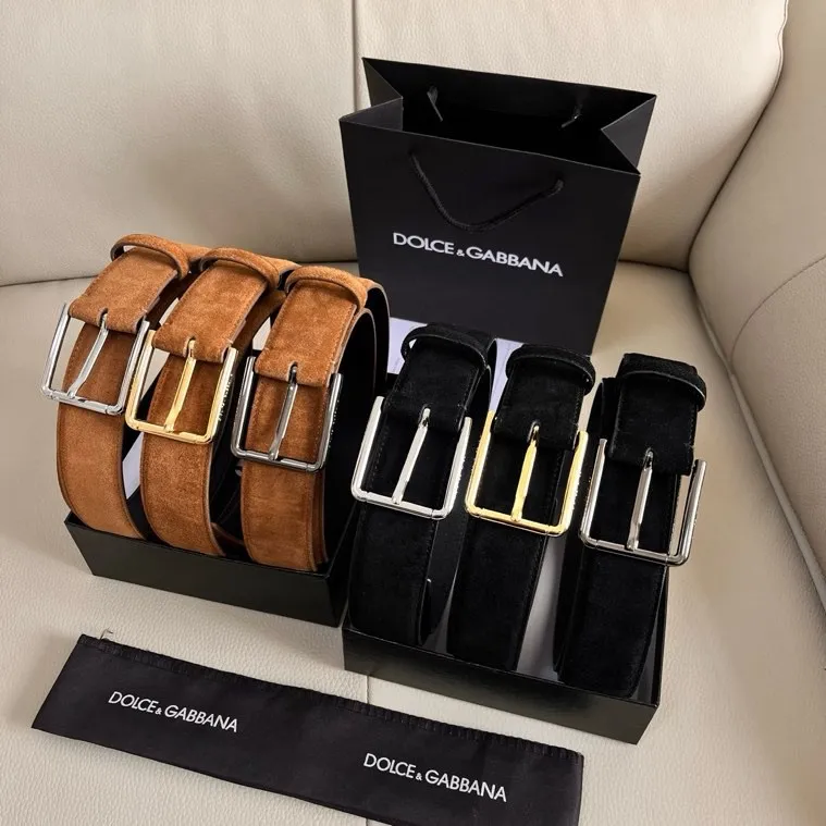 💰460💰Full package💰 💍Purchase level Dolce & Gabbana DG⚡️🌹4.0cm wide new nubuck leather Re-Edition fashion show is a dreamy journey back to the origin of the brand, where the past and the present meet, interpreting archive items from an innovative perspective